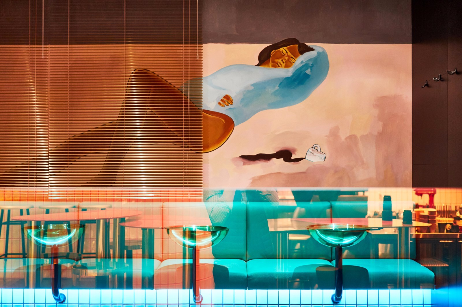 俄罗斯 Midiya Café 咖啡 | LPTV DESIGN 打造餐饮新地标-19