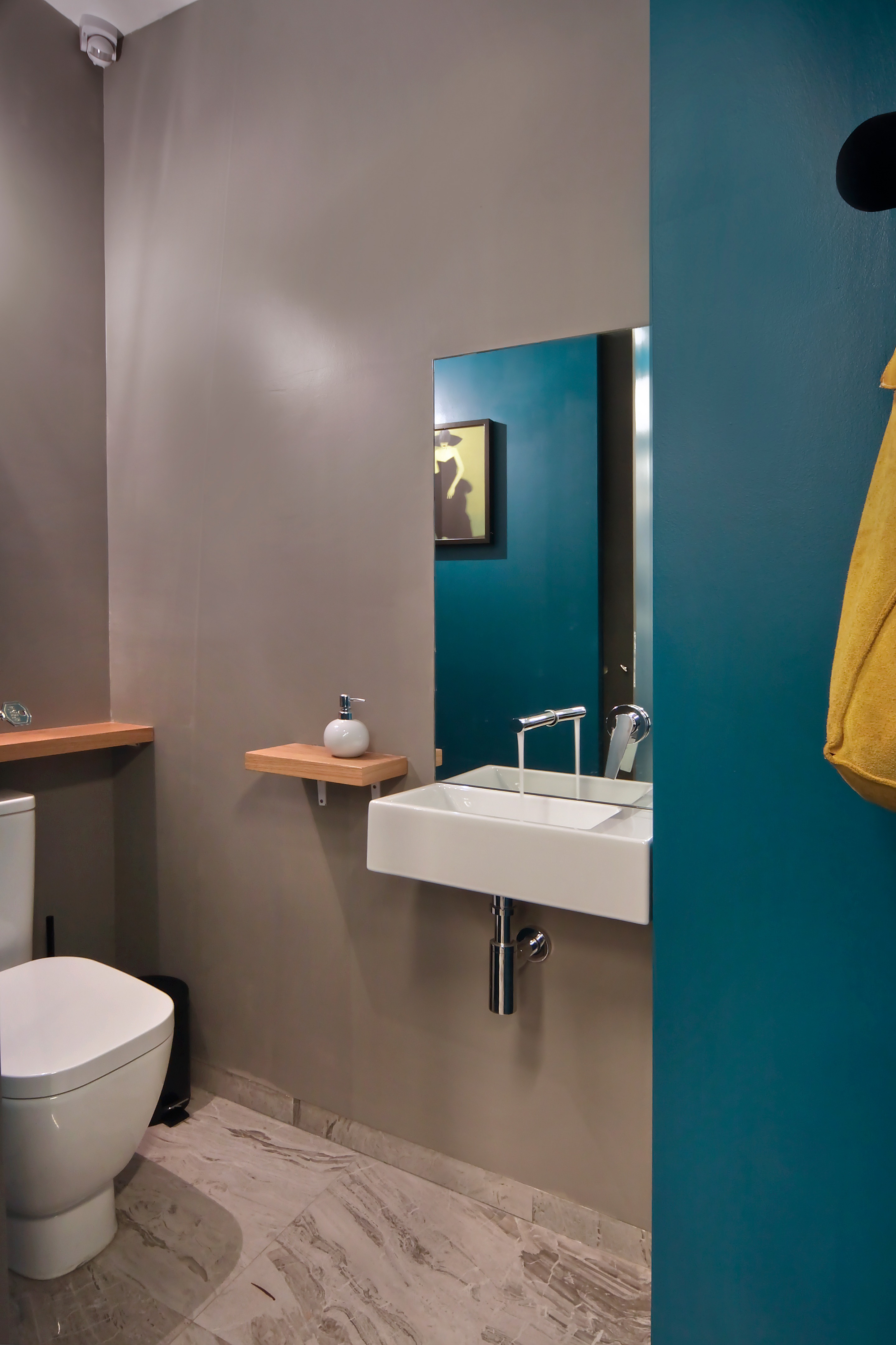 融合科技与复古的现代办公室设计-24