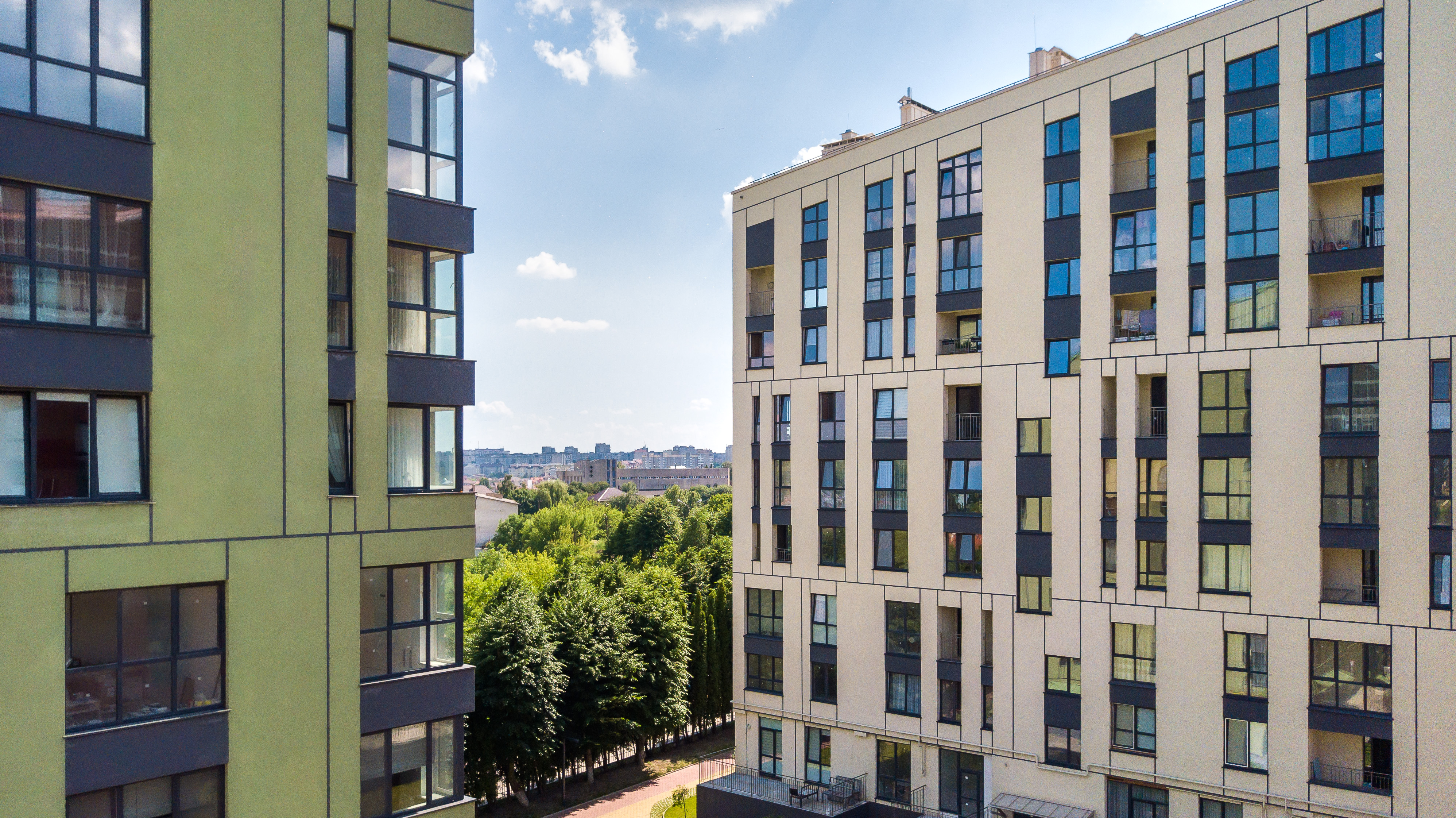 动态光谱住宅 | 斜屋顶的创意表达-9