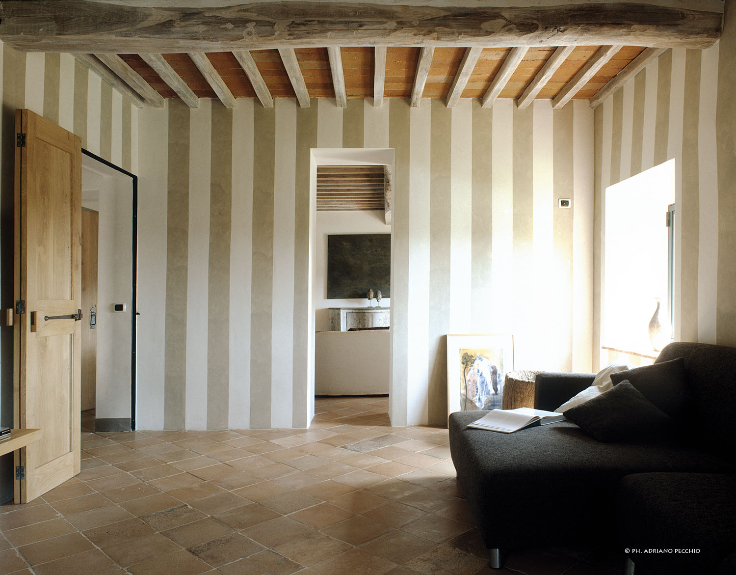 乡村别墅的复兴 | 简约、自然与历史融合-7