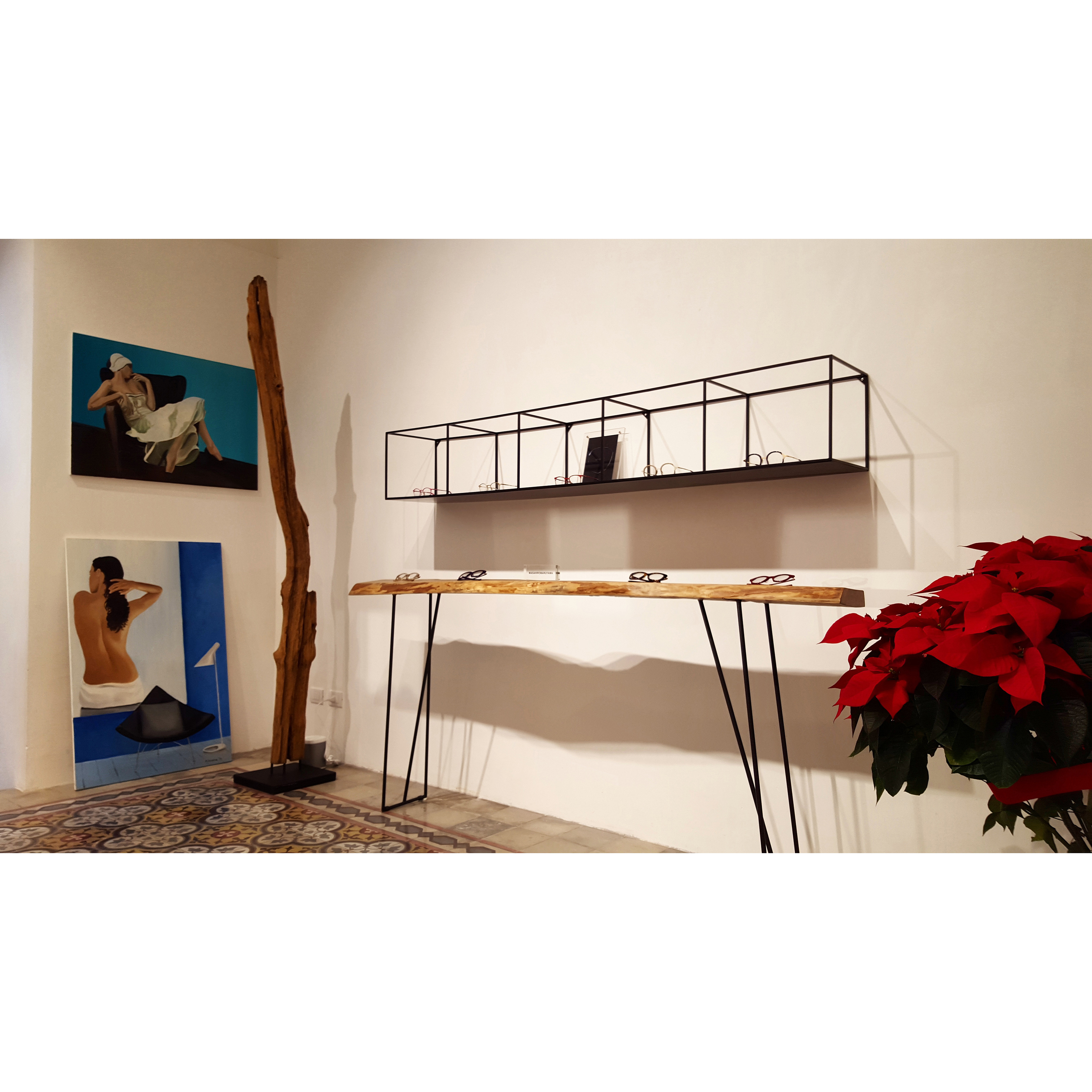 2015 年完成的高端眼镜店设计-1