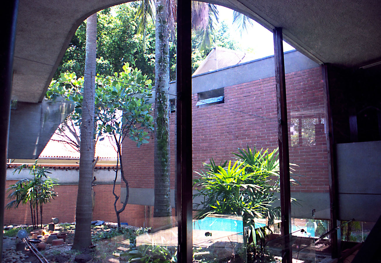 绿意盎然的家庭住宅-51