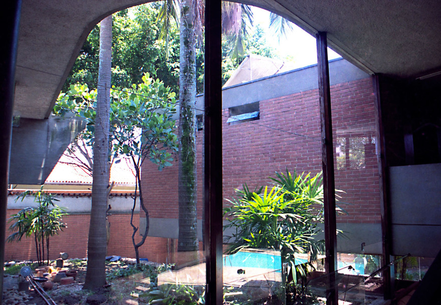 绿意盎然的家庭住宅-51