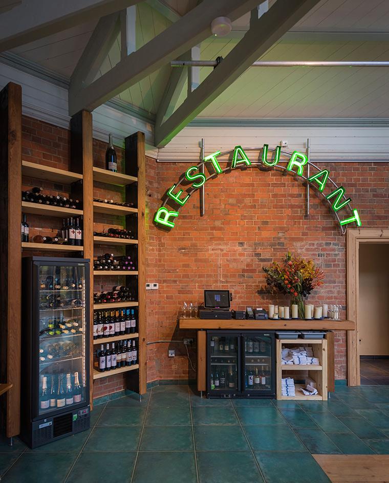 伦敦泰晤士河丽都-19