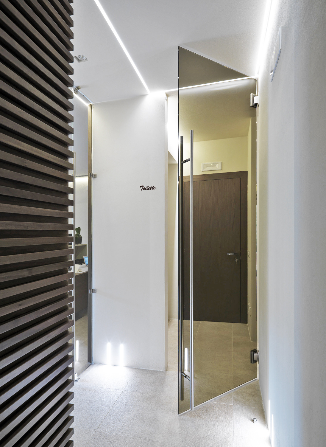 博尔戈卡多内加-16