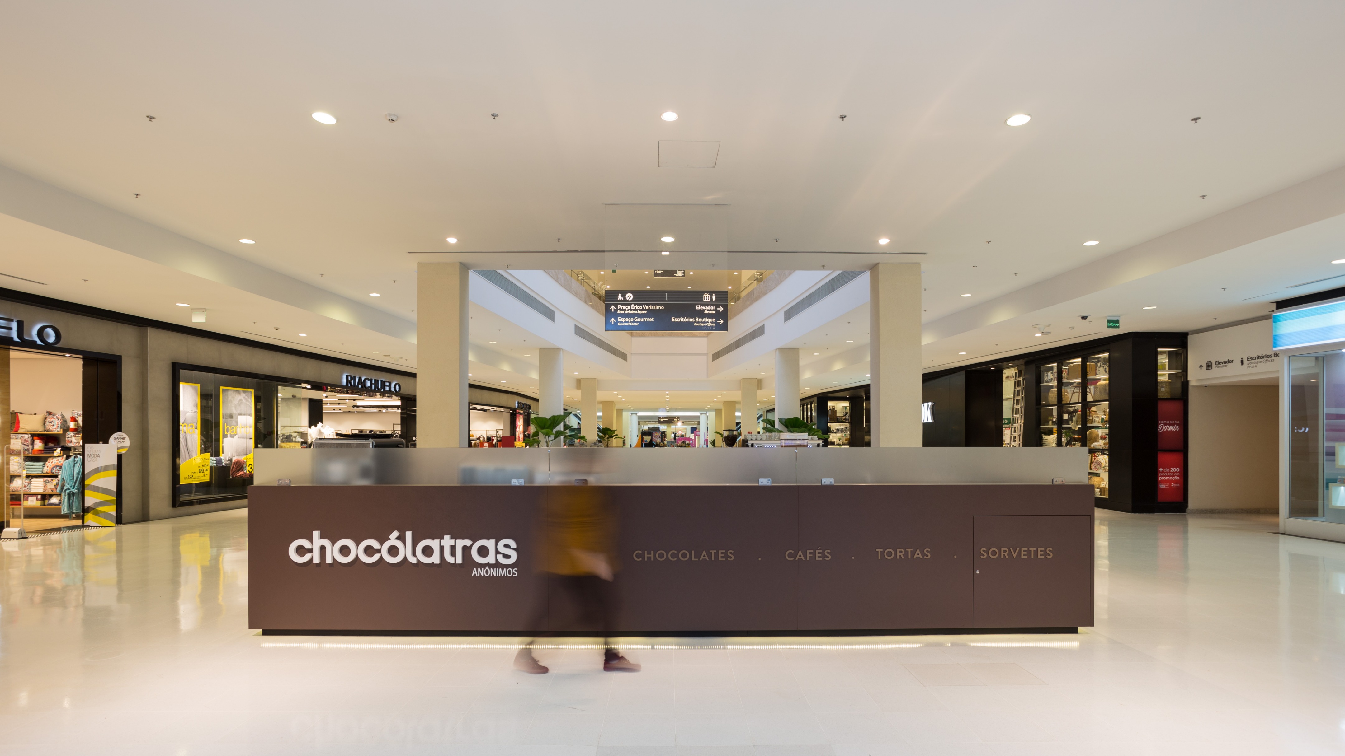 巧克力主题咖啡馆设计-26