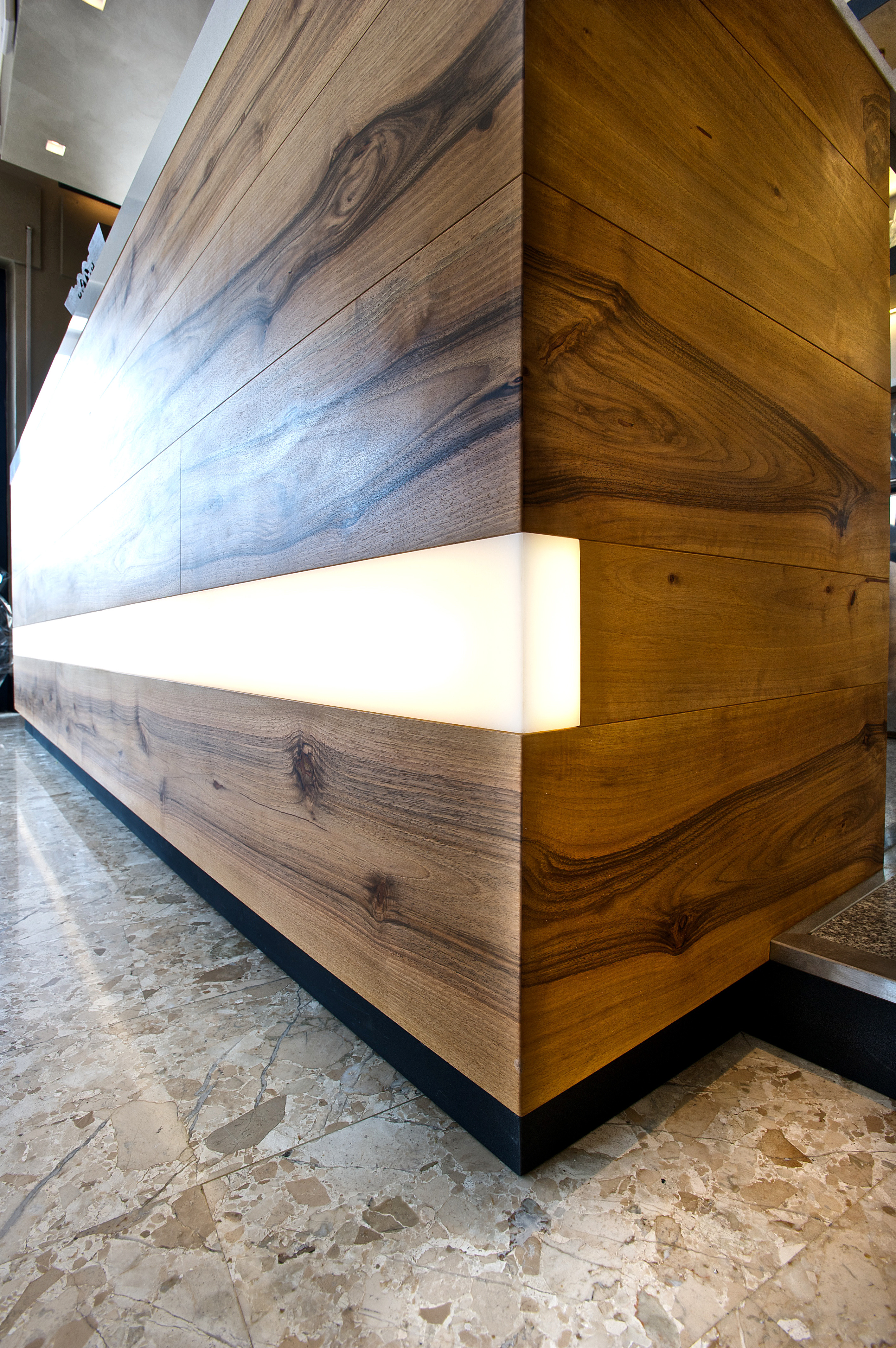 木雕墙面艺术，打造独特室内空间-9