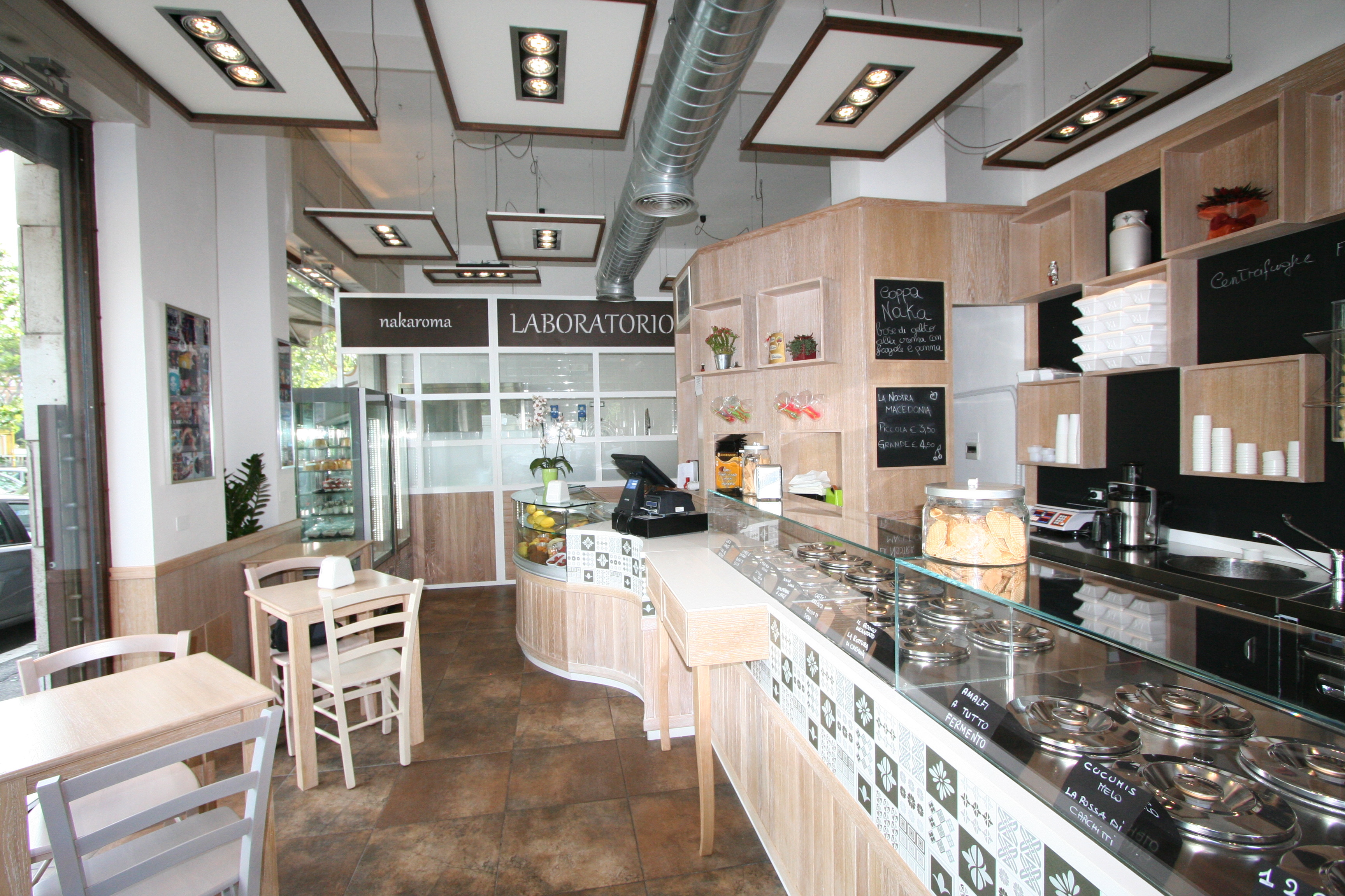 罗马纳卡罗玛冰淇淋店——现代乡村风格的魅力-4