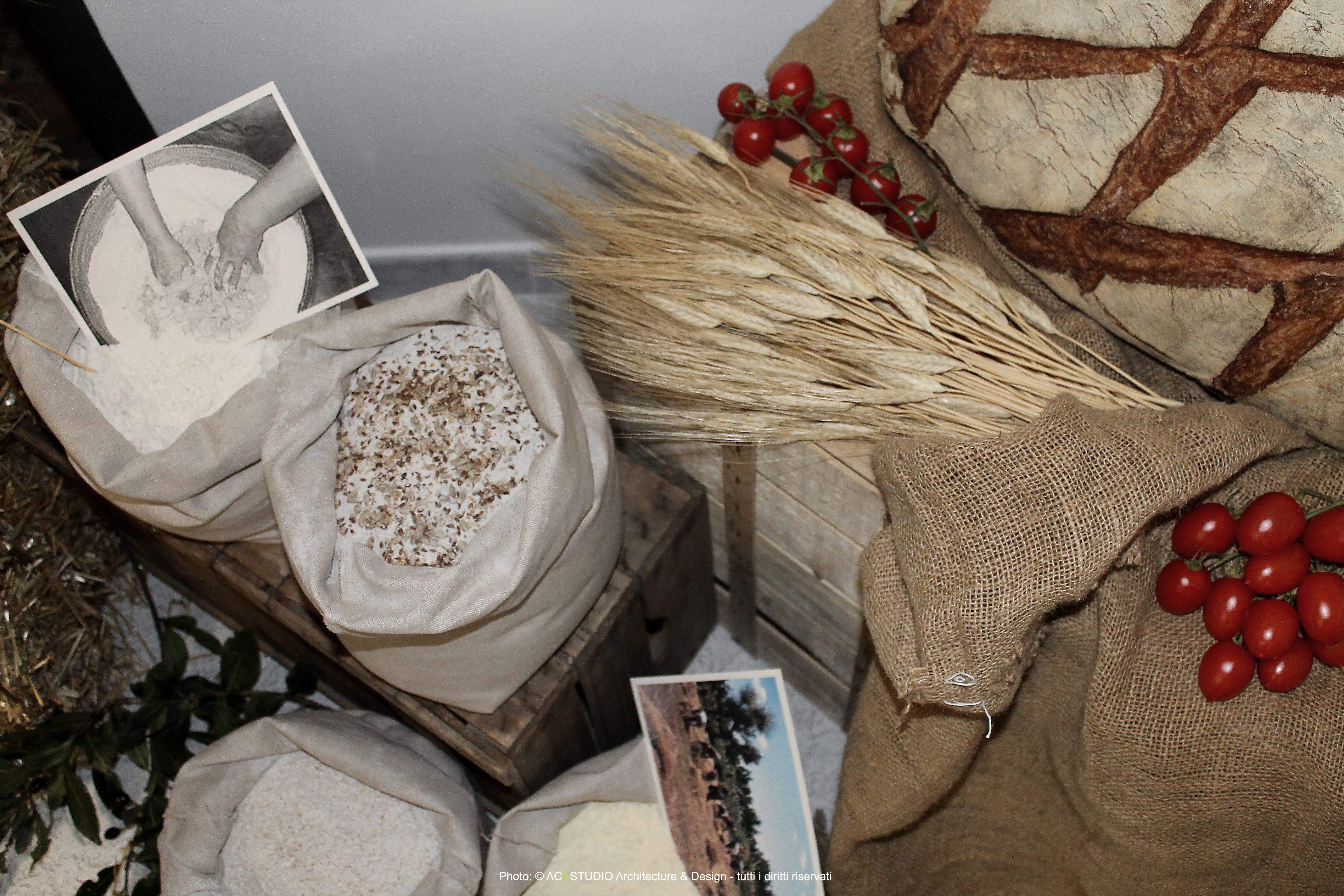 "味道之谷"面包店 | 全流程生产展示的室内设计-18