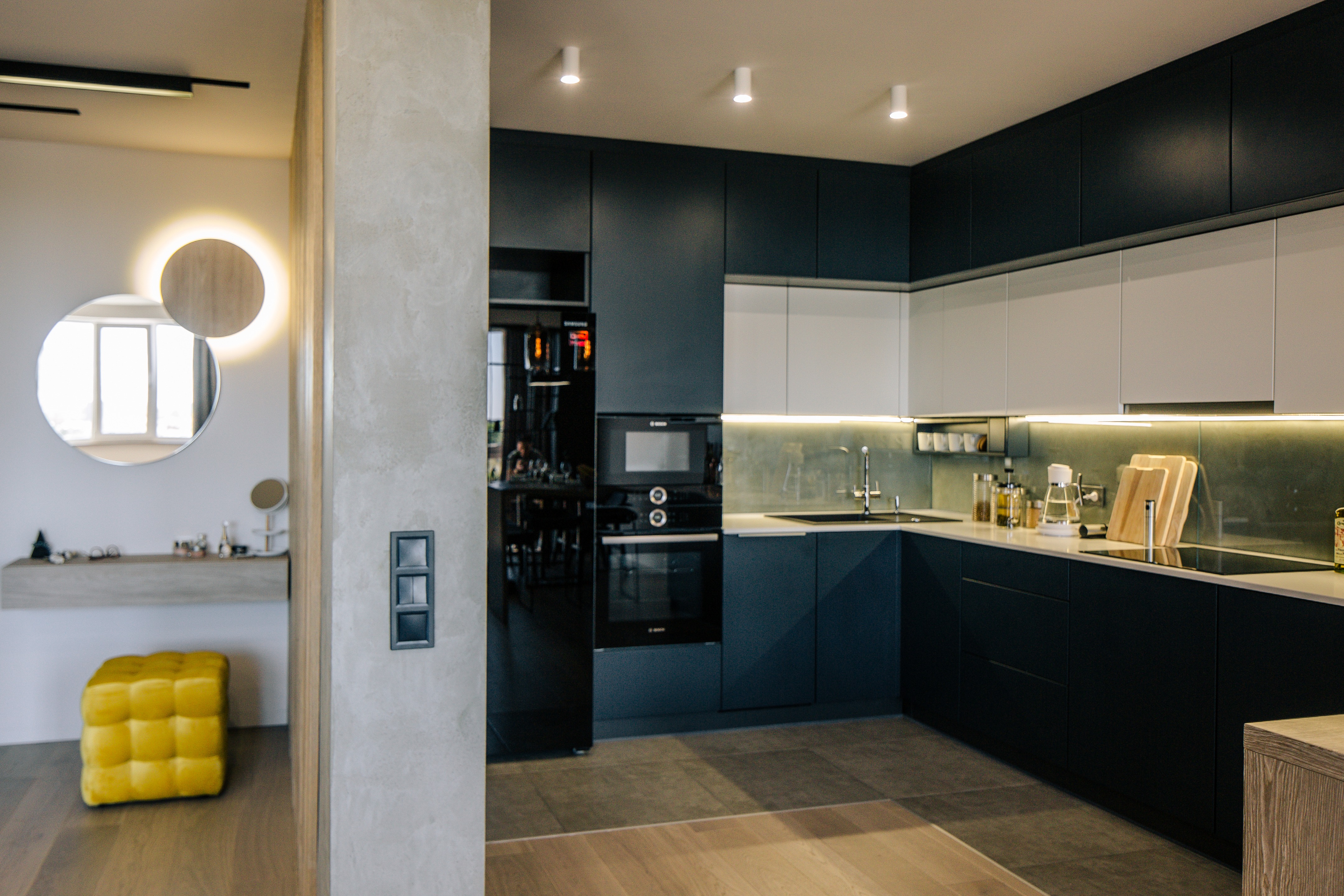 2018 灰色调室内设计案例 | 定制家具营造温馨空间-7