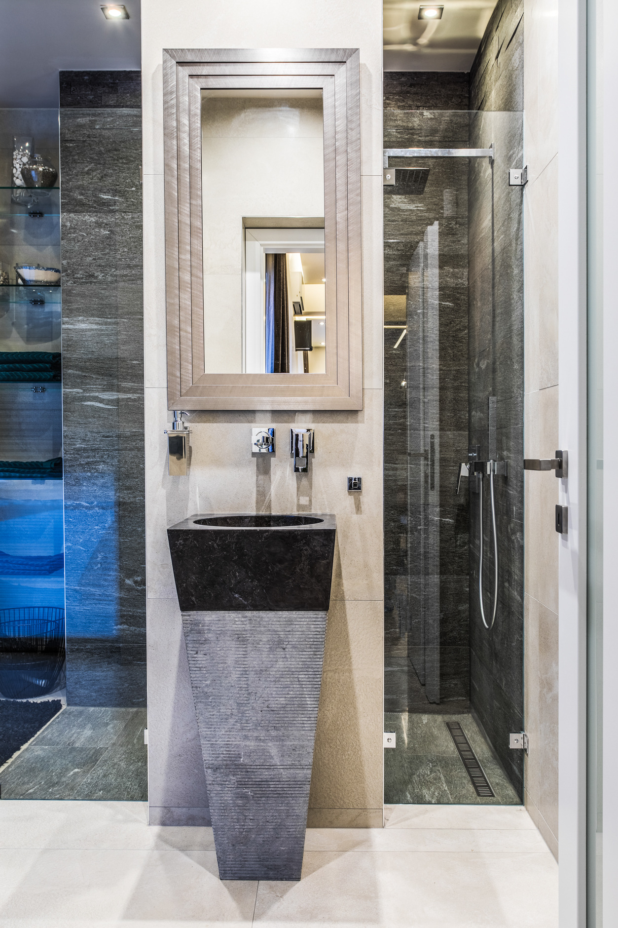 2018 年布达佩斯简约住宅设计-14