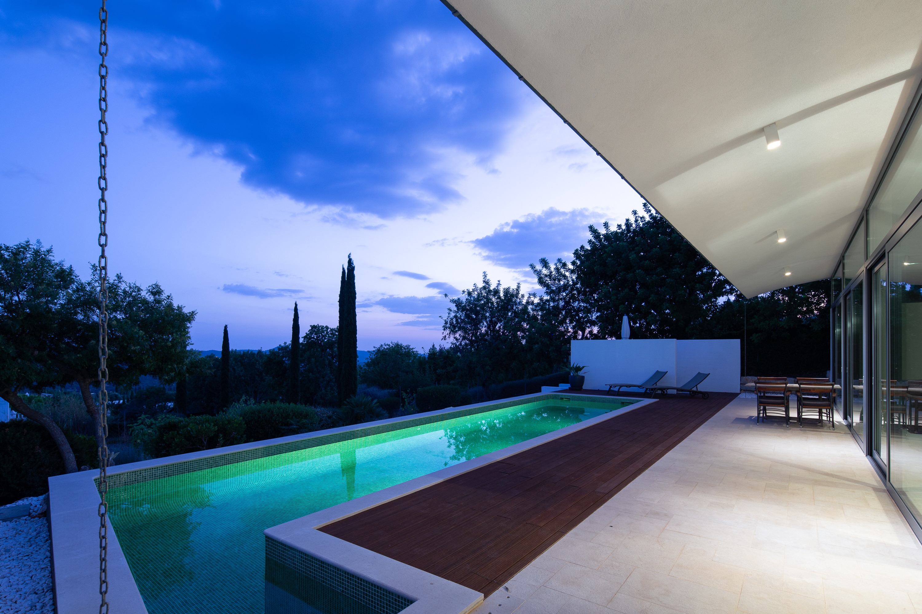 葡萄牙“第三世界开发者”的绿色环保地下别墅-25