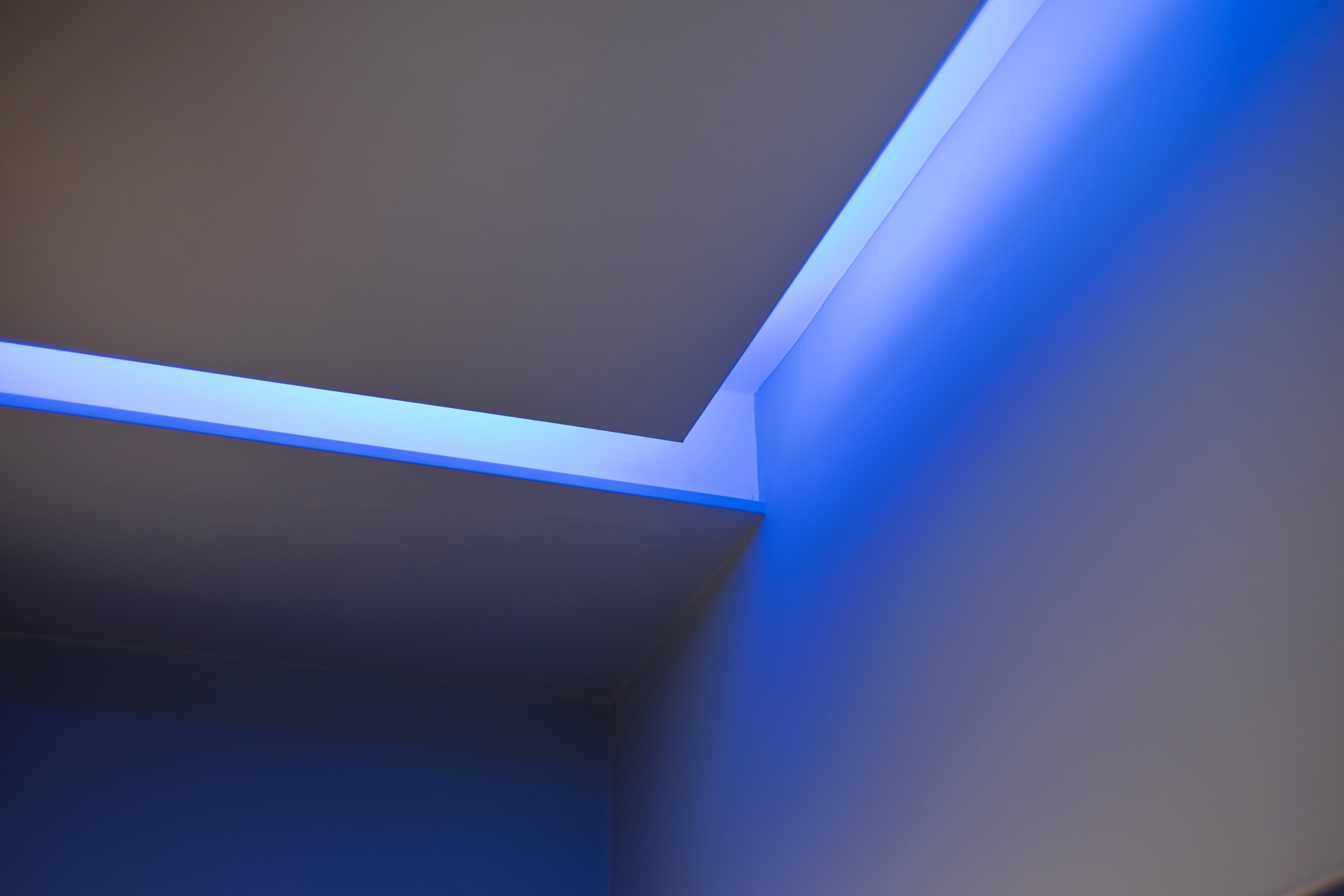 米兰公寓的精致生活 - 个性化家具与照明设计展现独特魅力-29