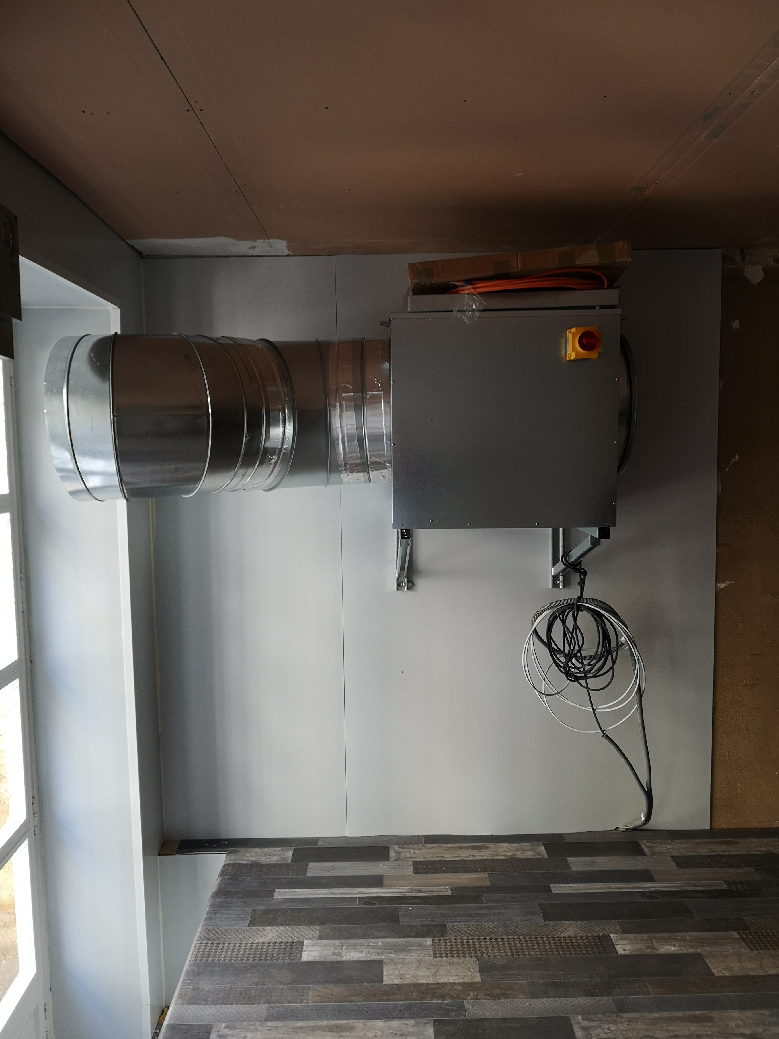 2018 年完工的 250 万欧元砖石餐厅设计-4