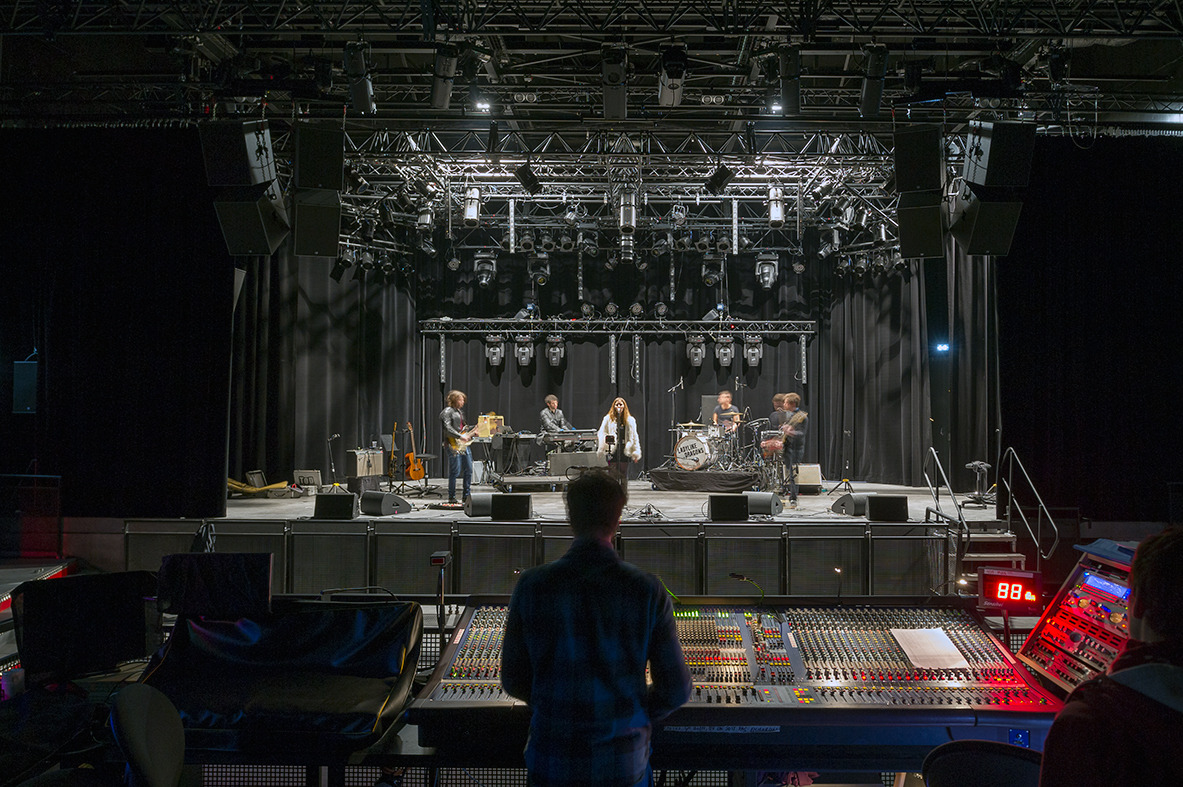 Le Plan II 音乐厅-80