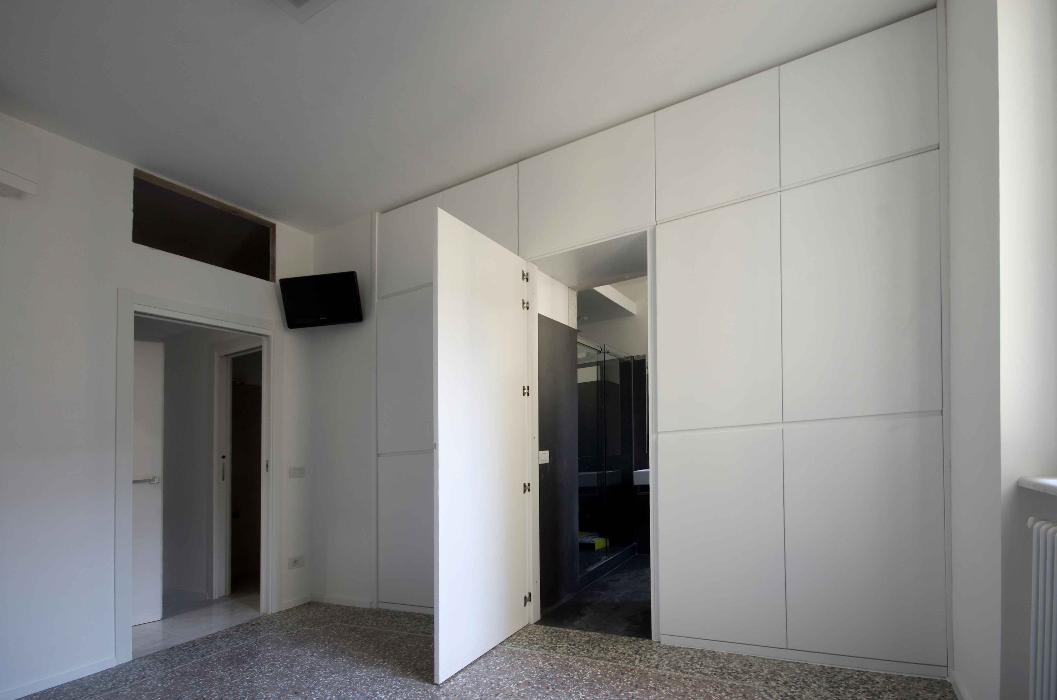 历史与当代交融的罗马公寓设计-11