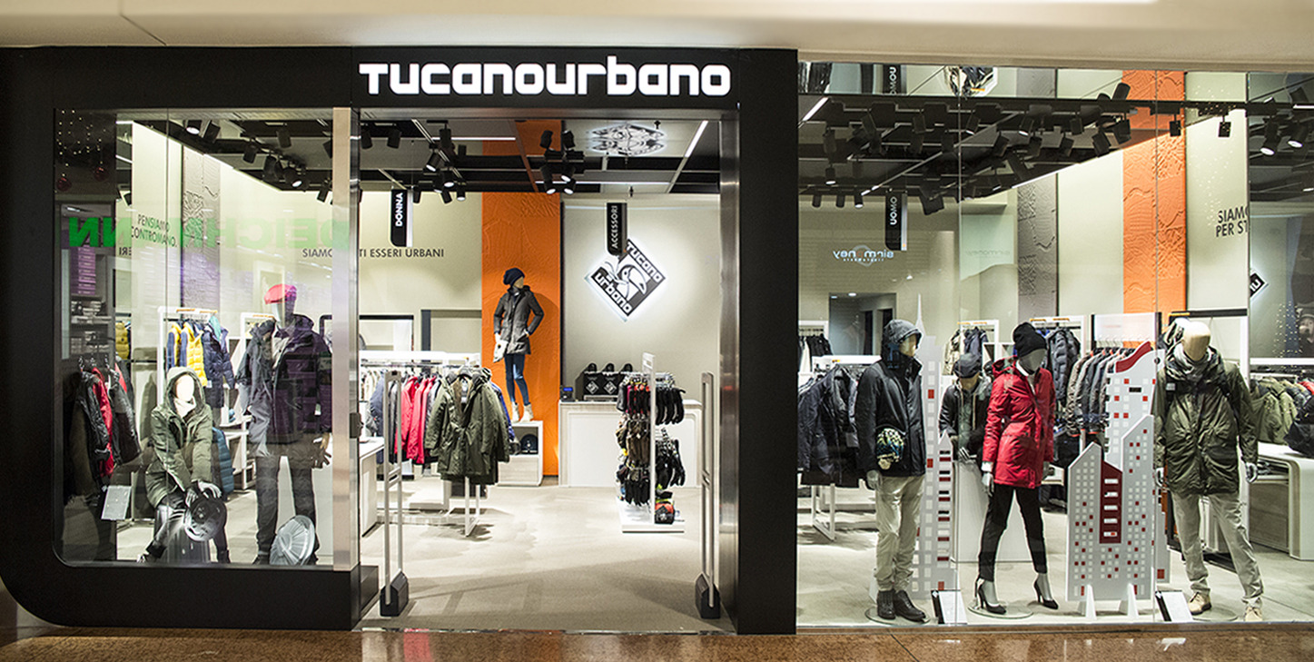 米兰风格都市骑行品牌店设计-14