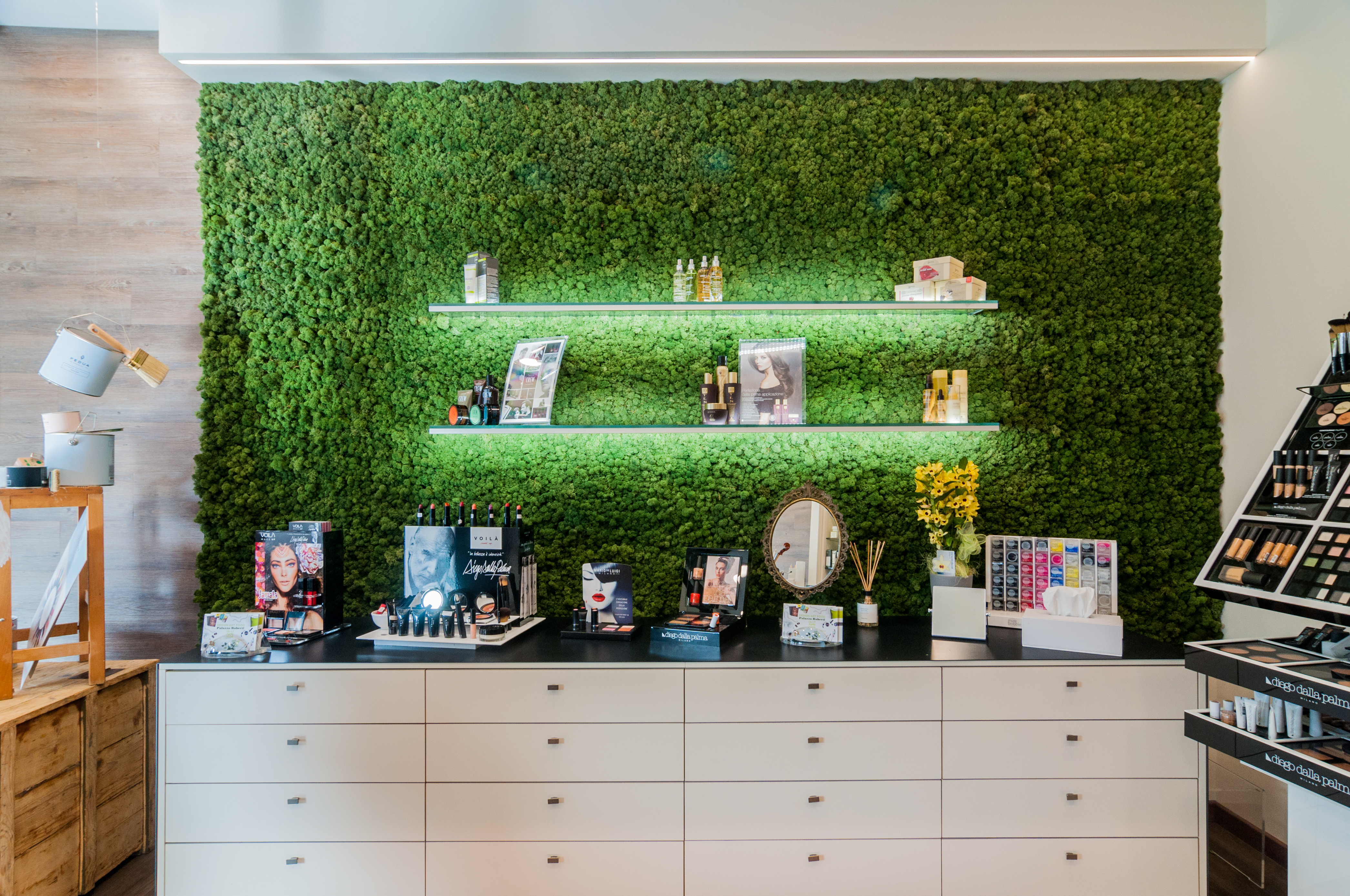 历史建筑中的香氛店重生-0