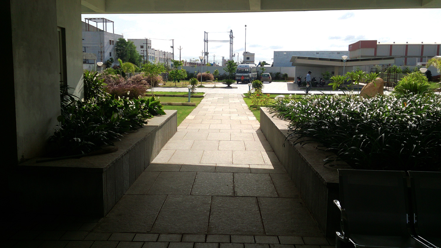 维加传送带工厂打造现代工业风-8