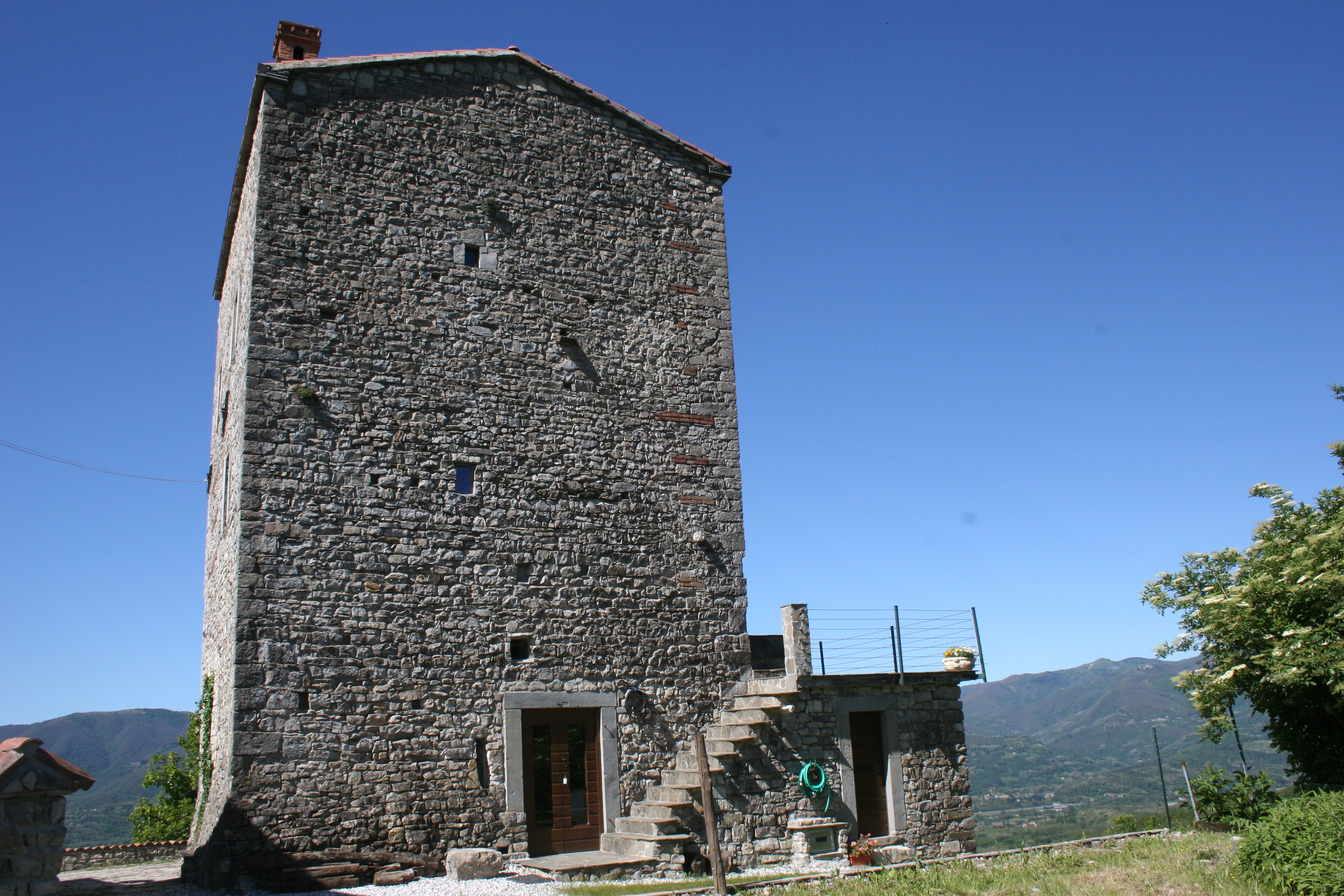 古堡之家的重生-0