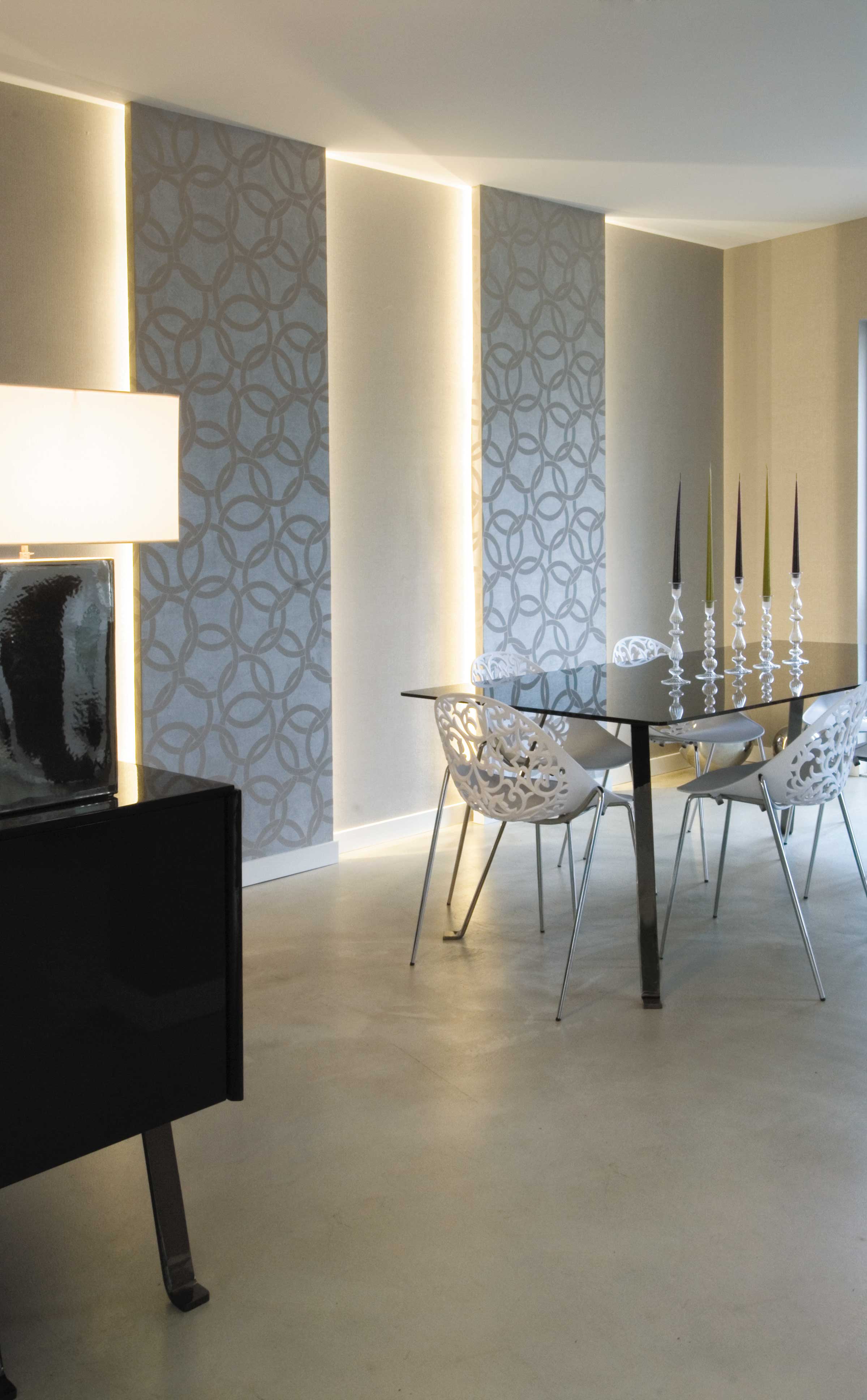 定制家具与自然融合的山间别墅设计-16