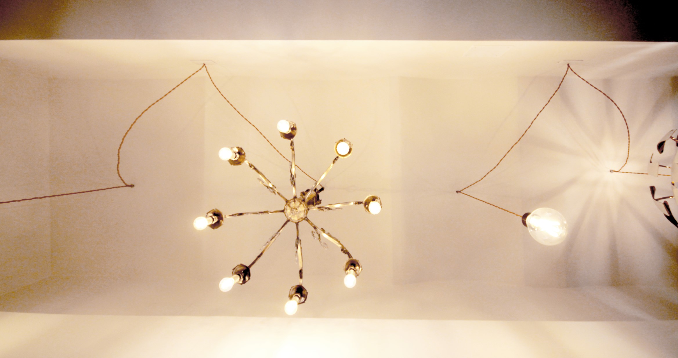 AMODO 时尚服装店 | 2017 年室内设计佳作-13