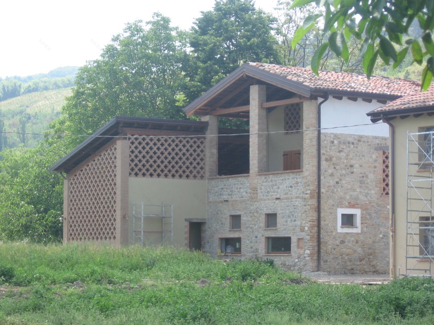 2000 年 Pedemontana 公寓修复 | 历史建筑的新生-17