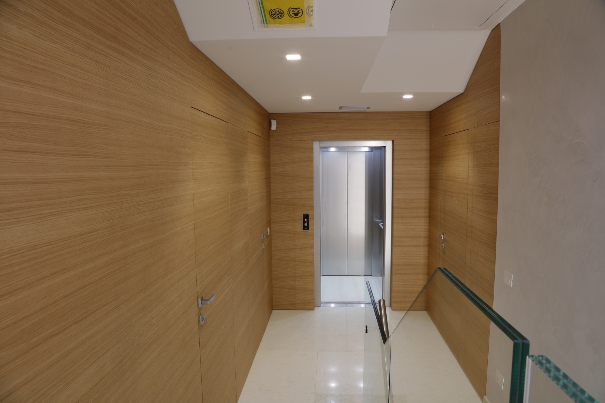 意式乡村别墅的现代焕新 | 舒适与环保的完美结合-27