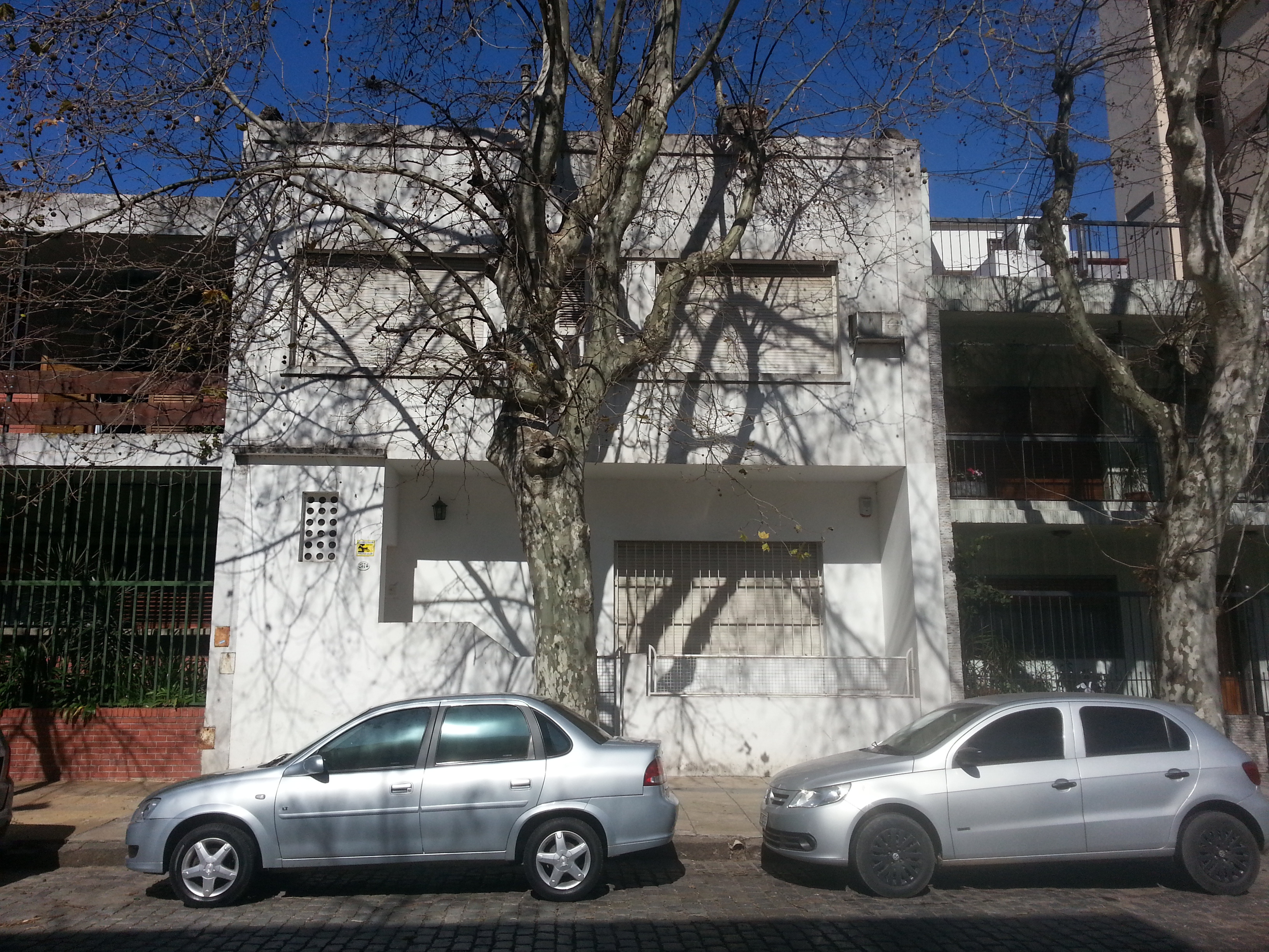 阿根廷布宜诺斯艾利斯 Flores 区五十年代风格家居改造-1