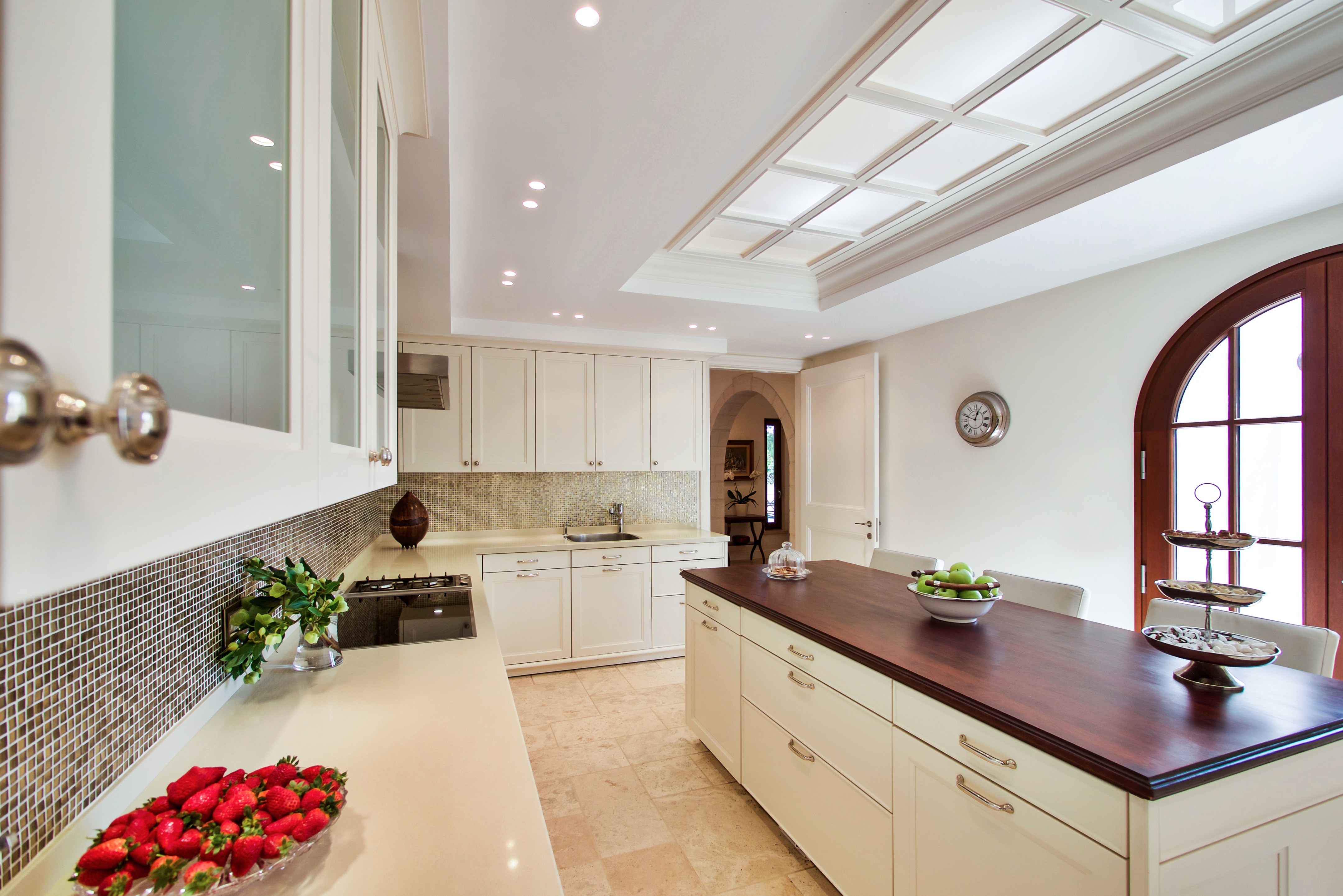 Jerusalem 历史地标公寓的优雅传统室内设计-25