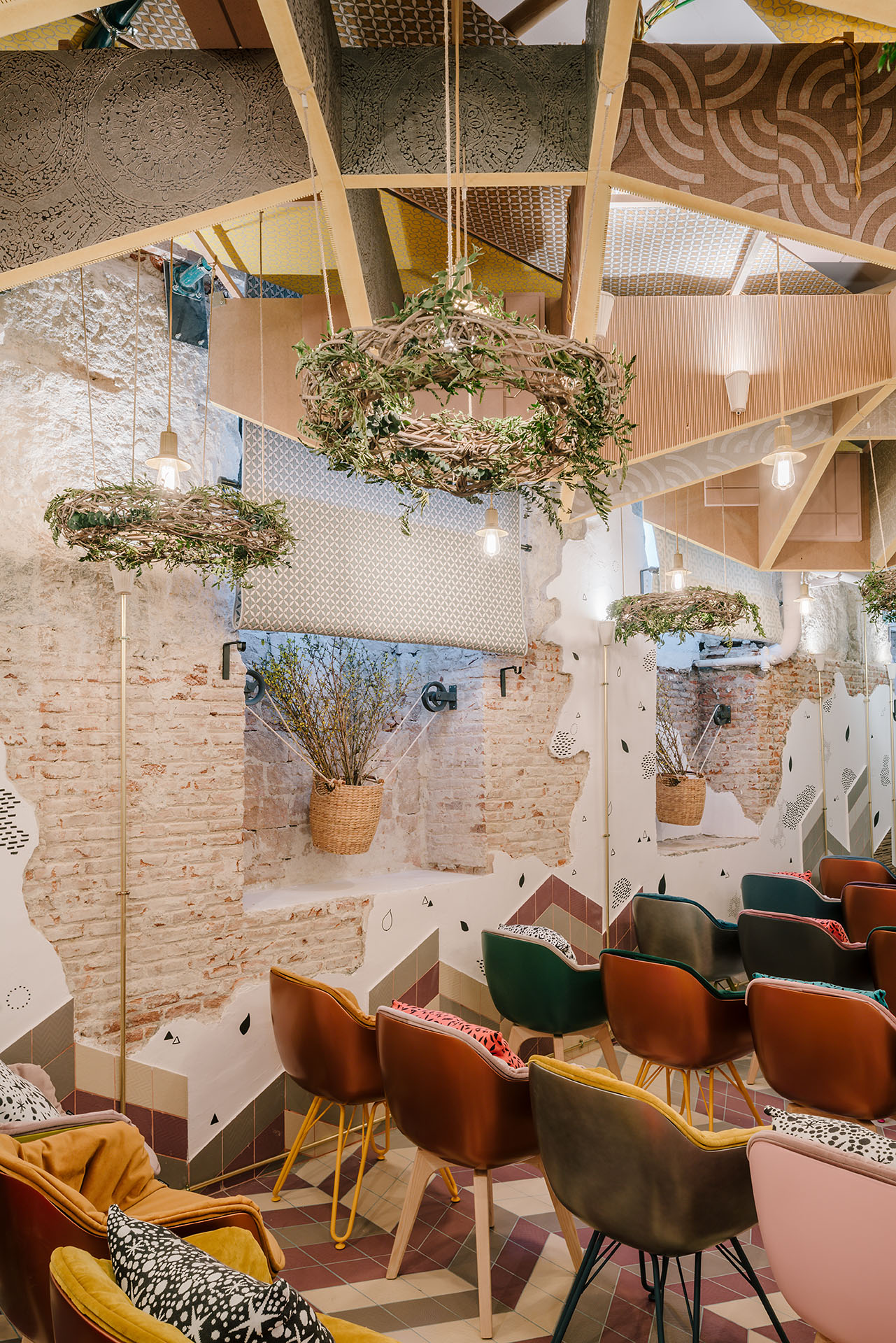 马德里"奥迪托里奥·福图尼"礼堂,致敬艺术与自然的融合-42