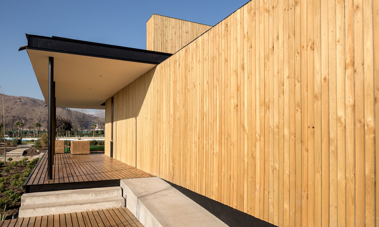 智利人工泻湖住宅销售展示厅-19