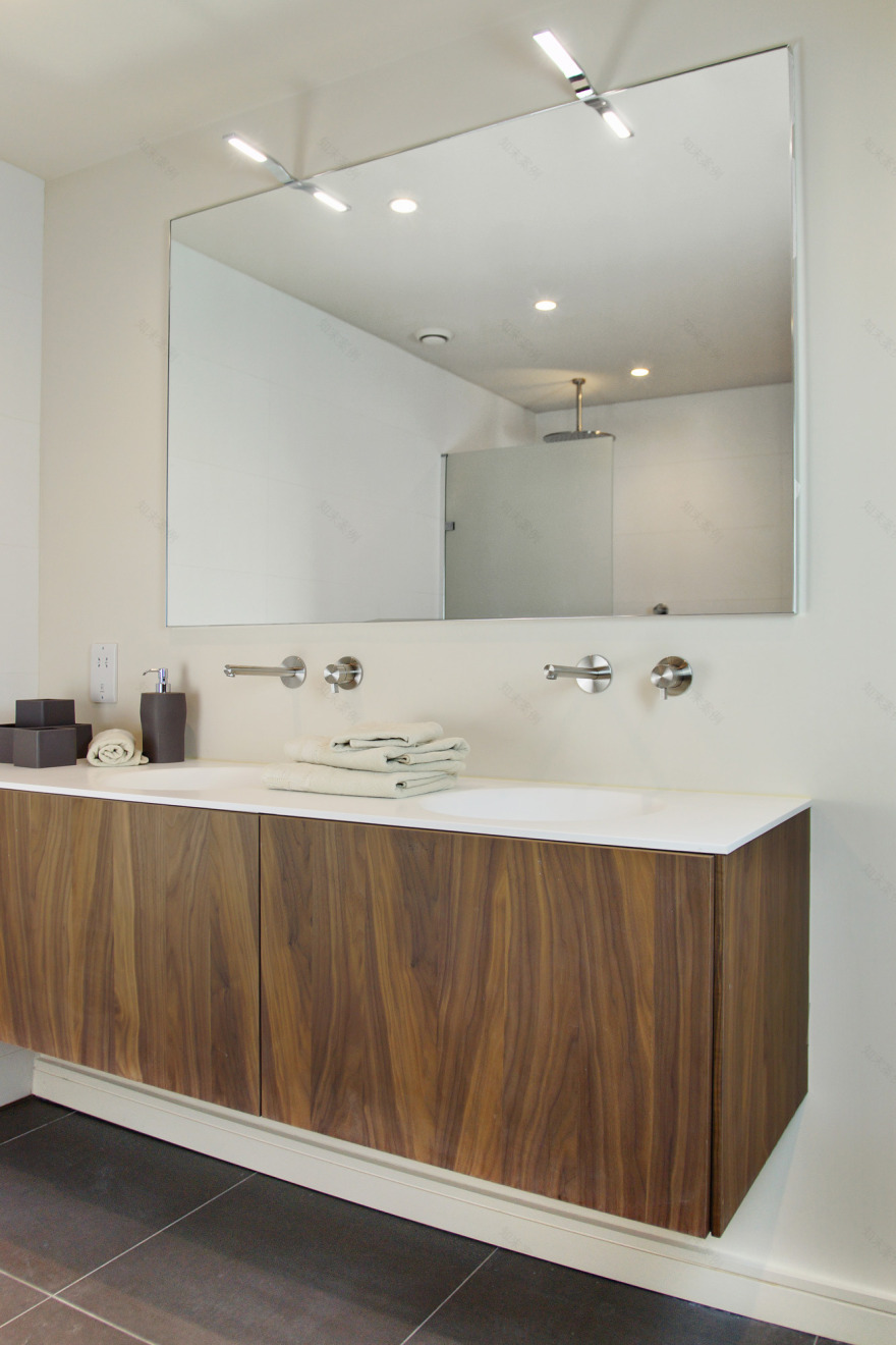 伦敦中心地段现代家居设计典范-25