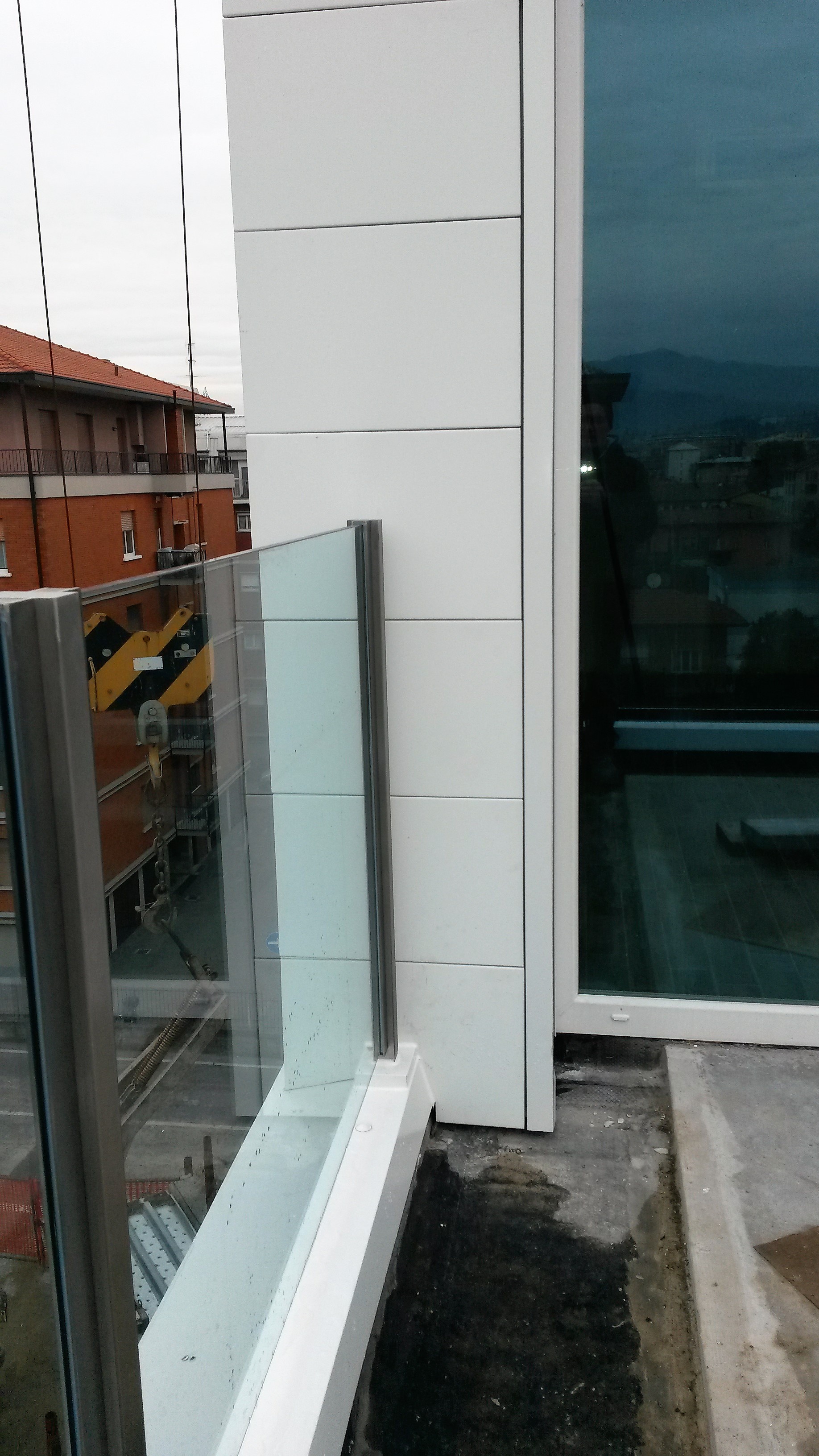 意大利 Bergamo 办公公寓楼设计-3