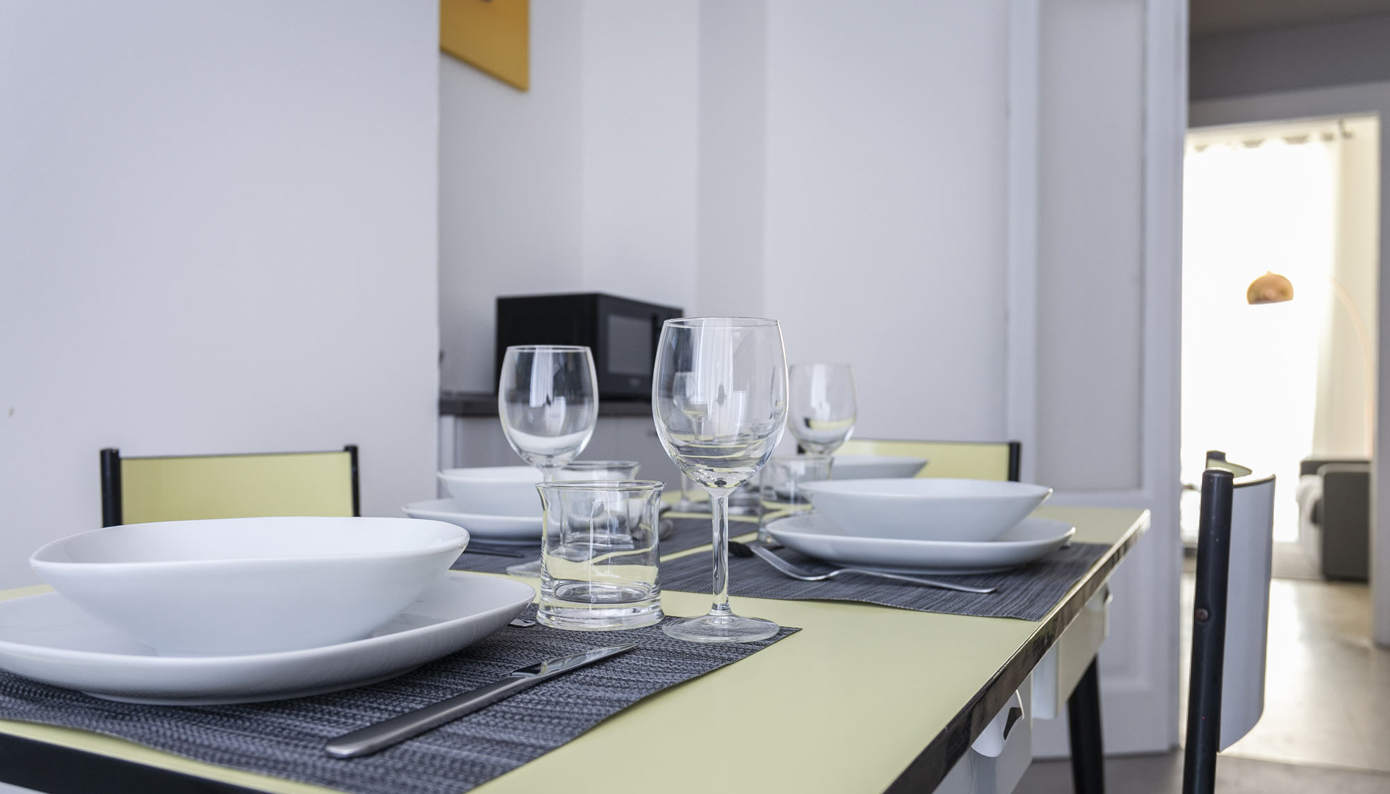 米兰旧公寓的时光穿梭之旅-9