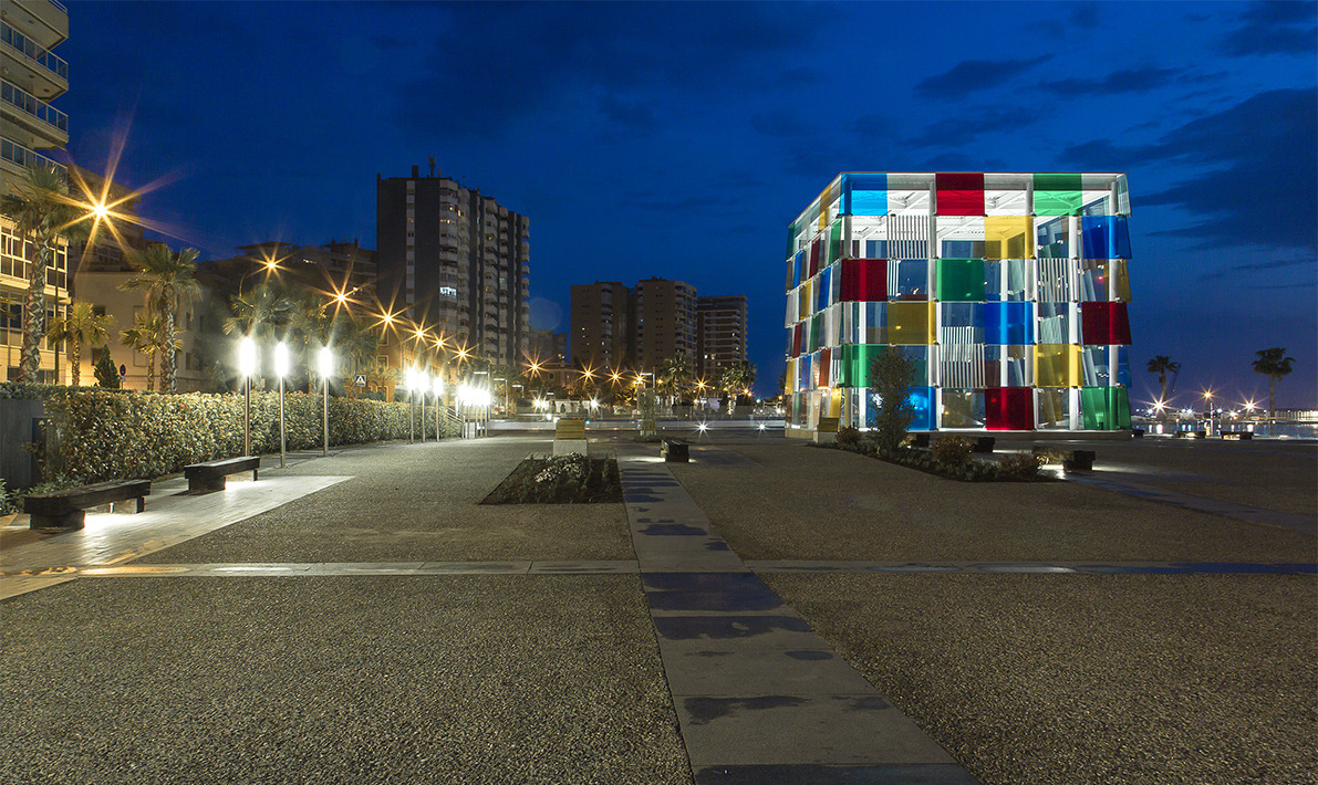 重塑海港风情,马洛卡港口 Muelle Uno 购物休闲空间-0