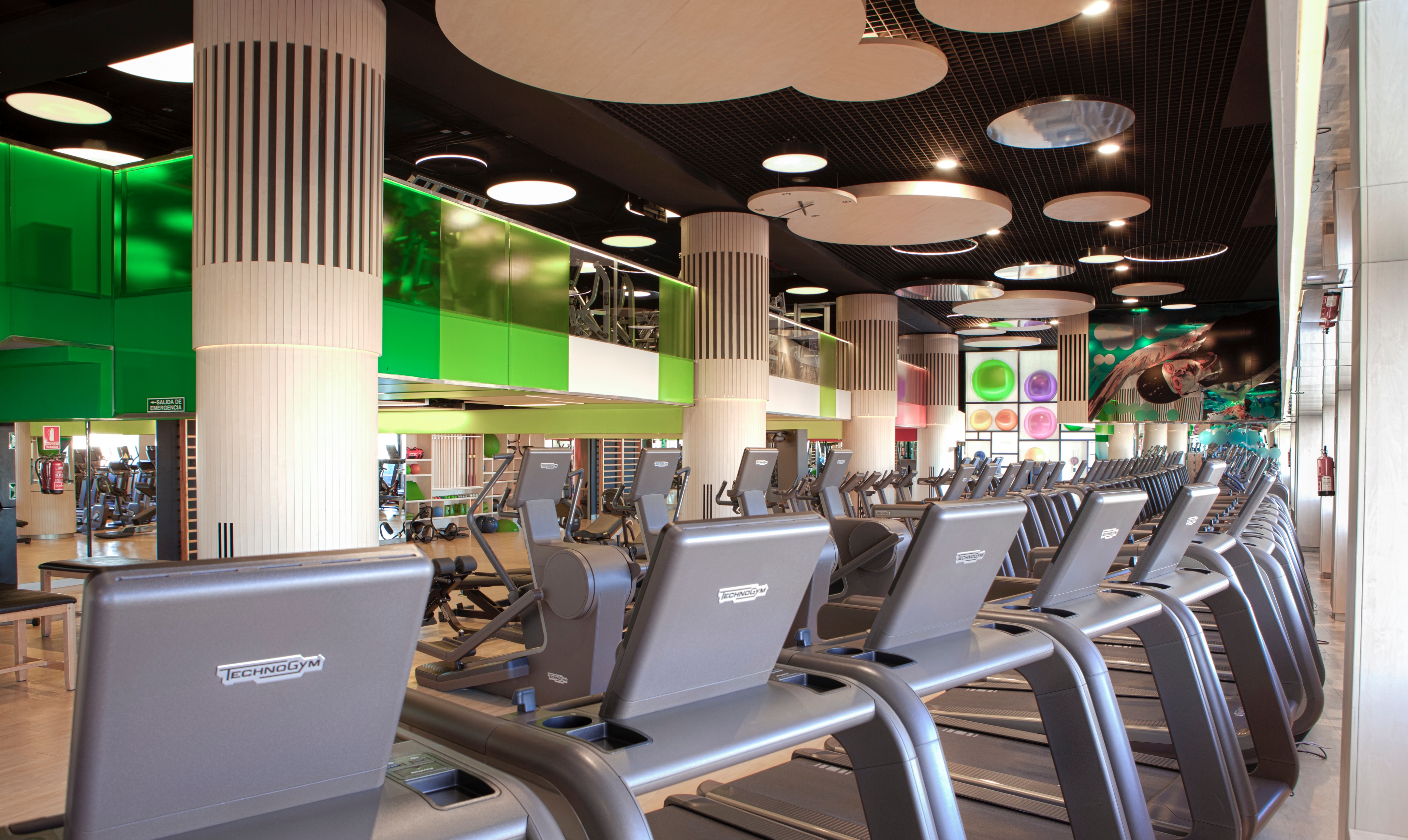 锐步运动俱乐部-3