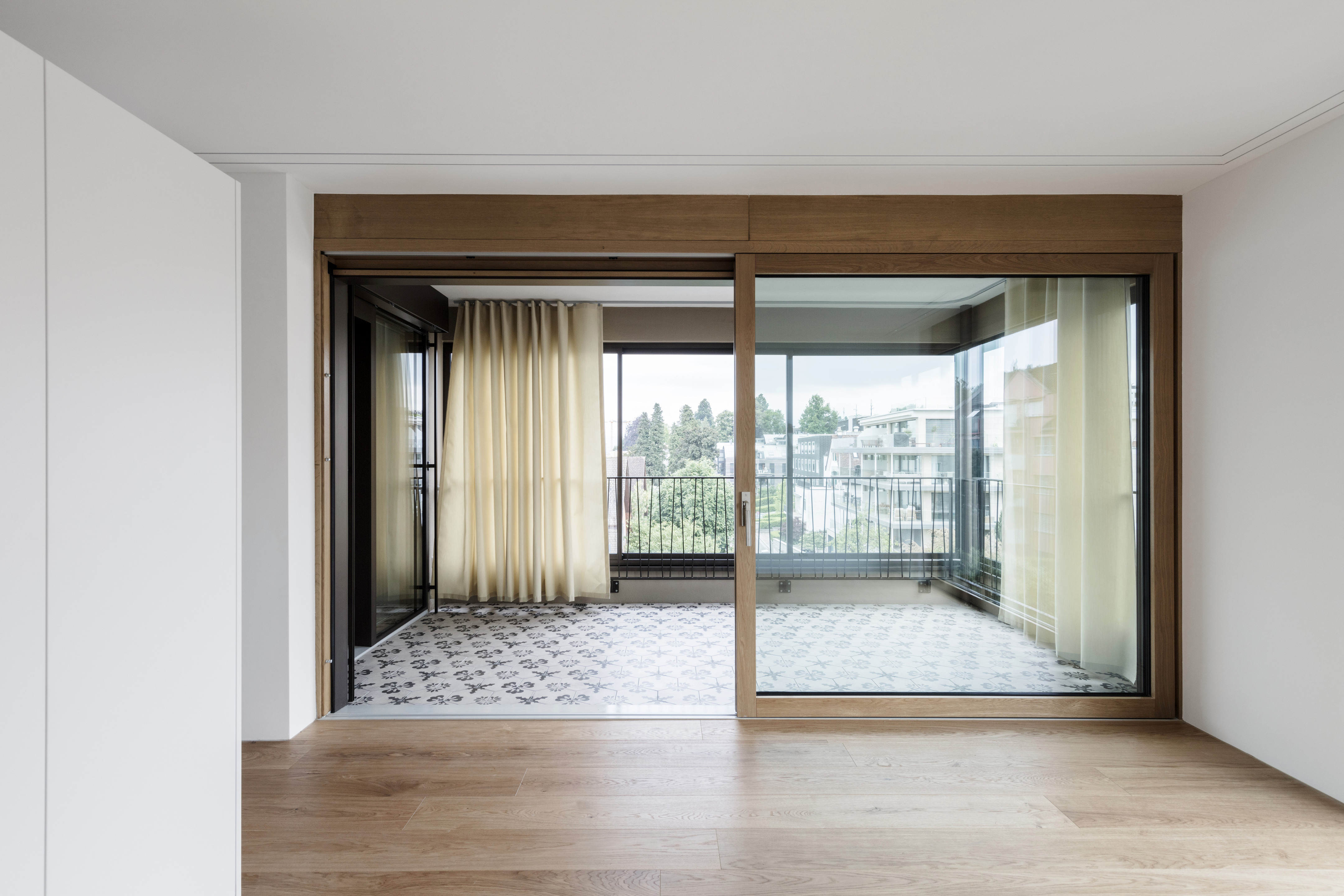 湖畔垂直住宅-12