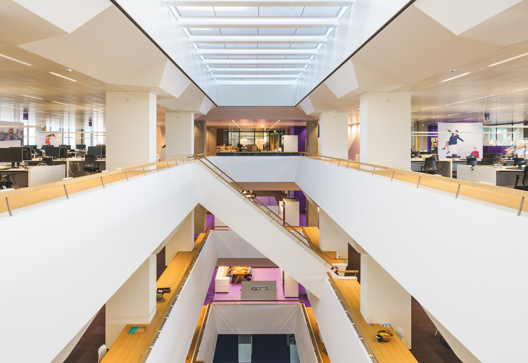 节能环保的 A.S.R 总部办公楼改造-12