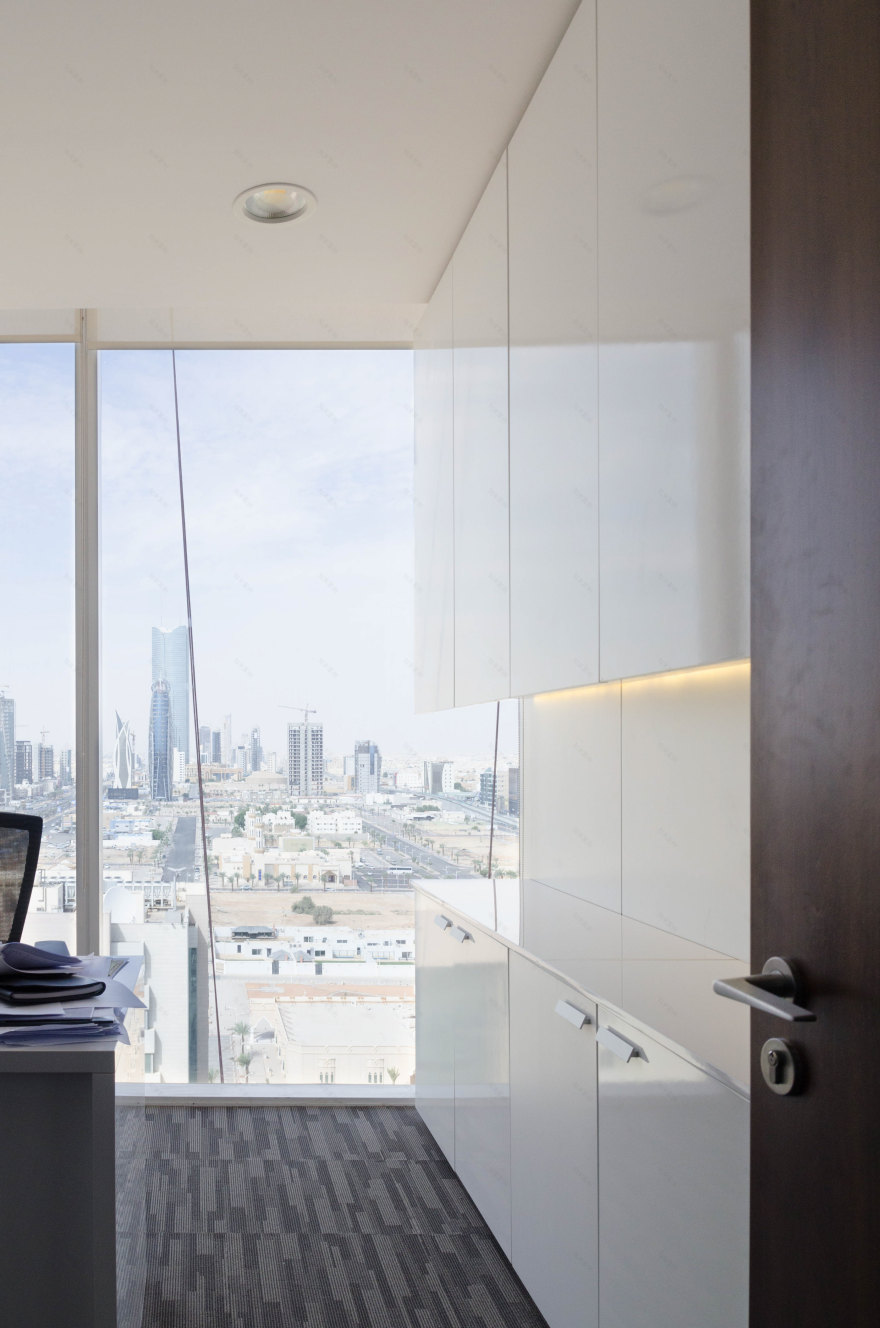 沙特阿拉伯 Al Akeel 律所员工办公室设计-16