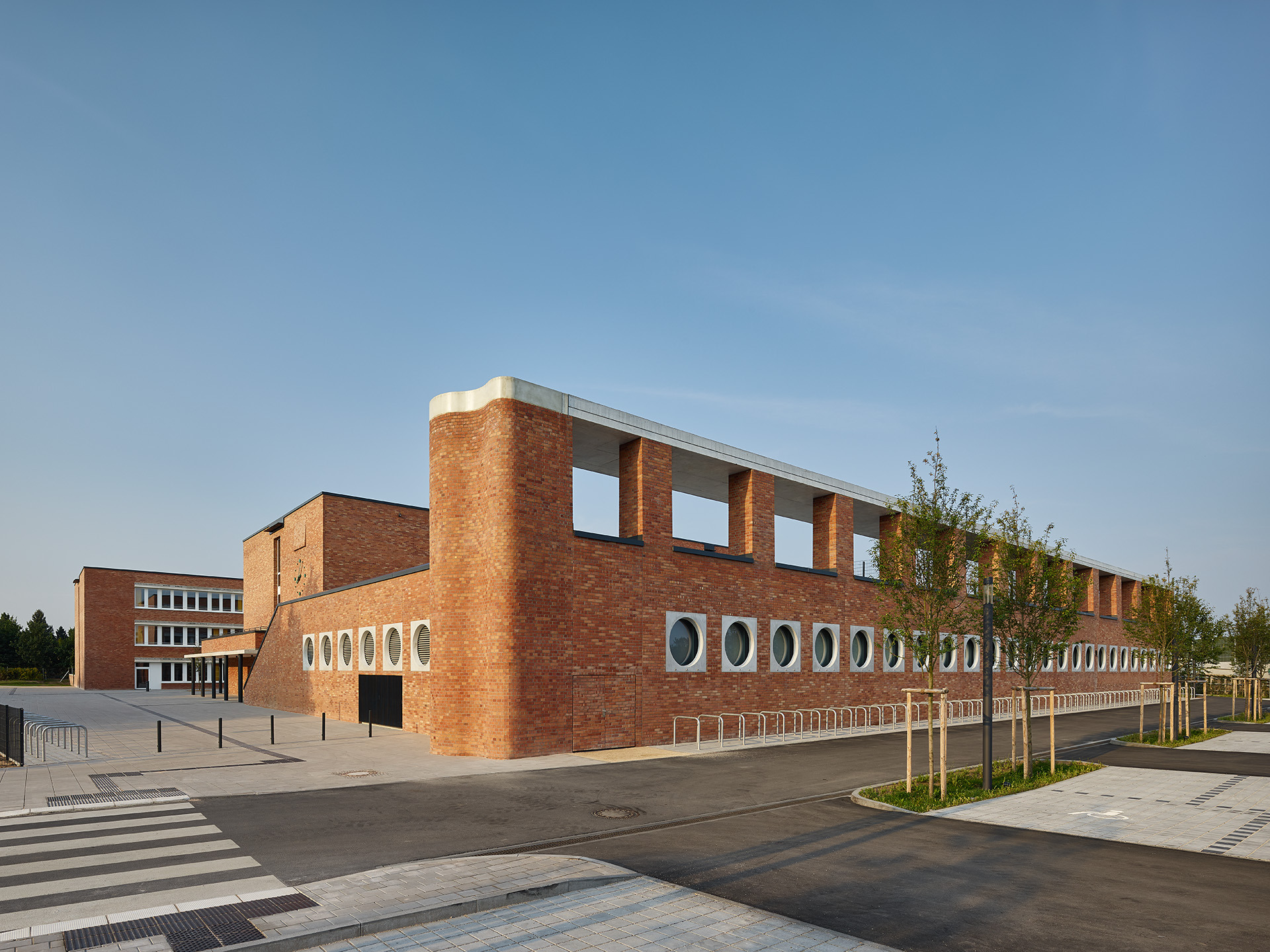 约翰·帕切贝尔实科中学室内设计案例-1