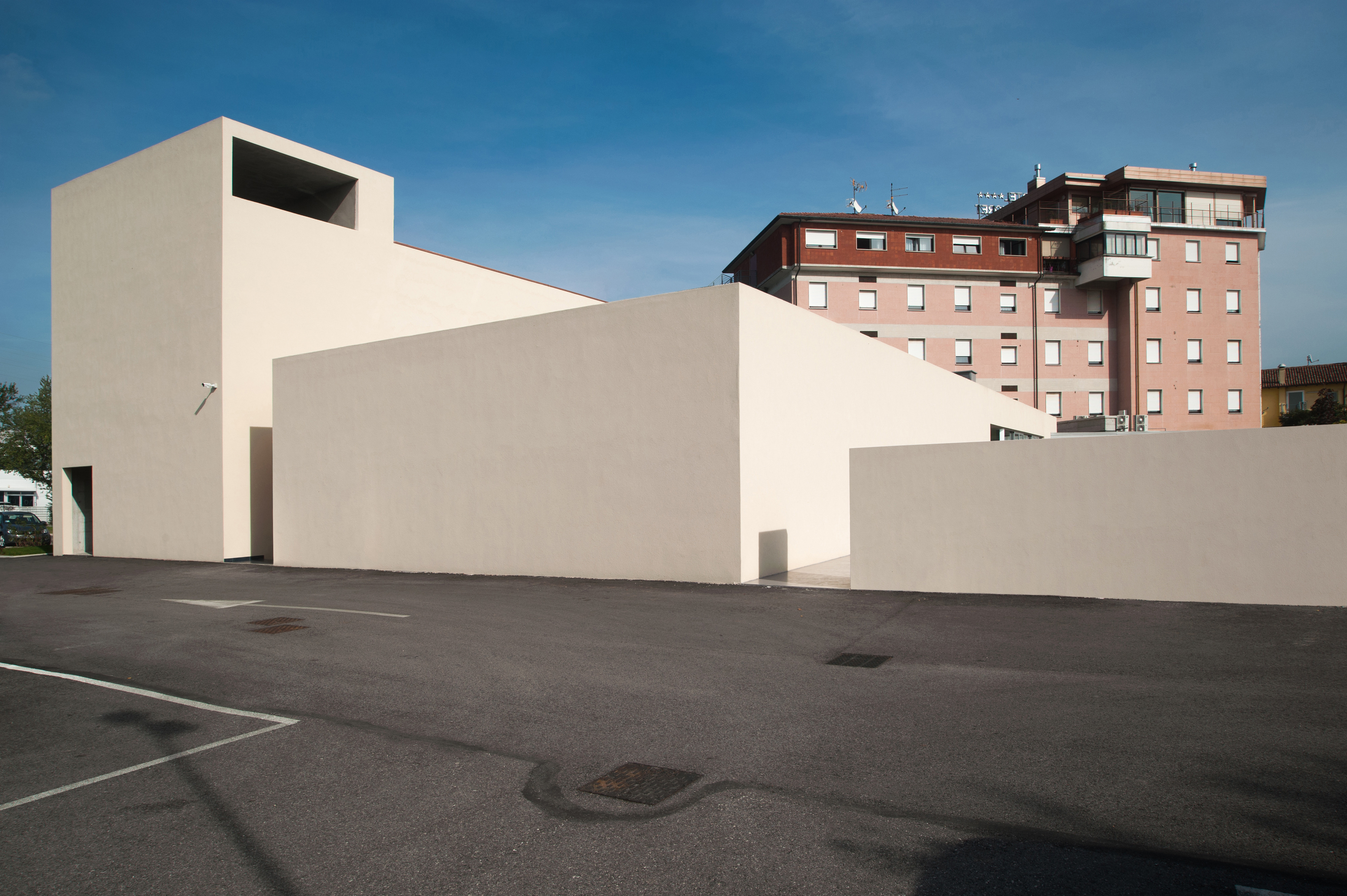 绿色之心——意大利 Blu Moret 酒店中心设计-21