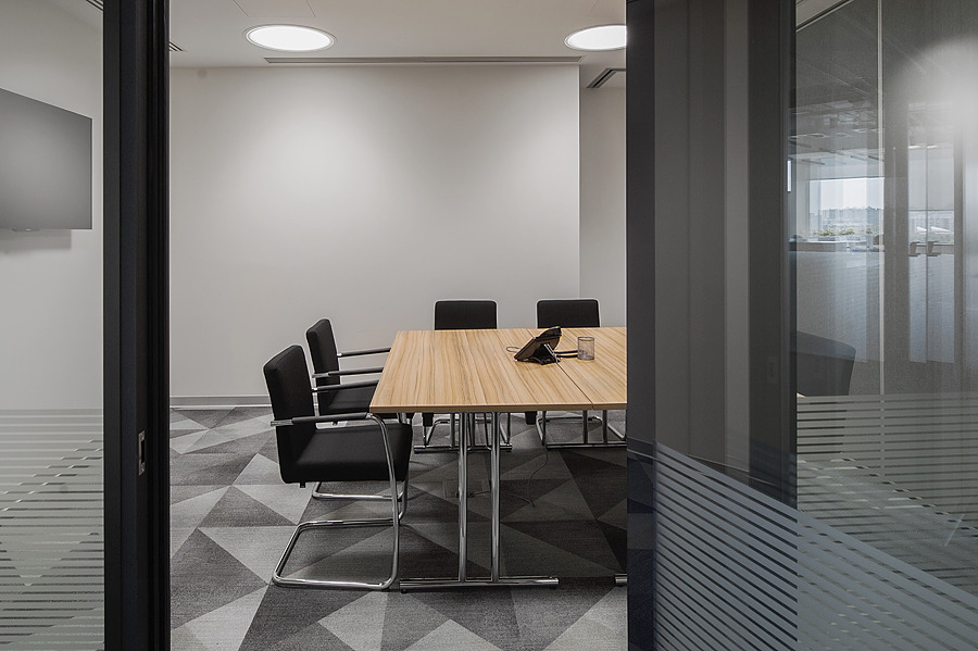 瑞士 Swatch 集团办公室及服务中心设计-39