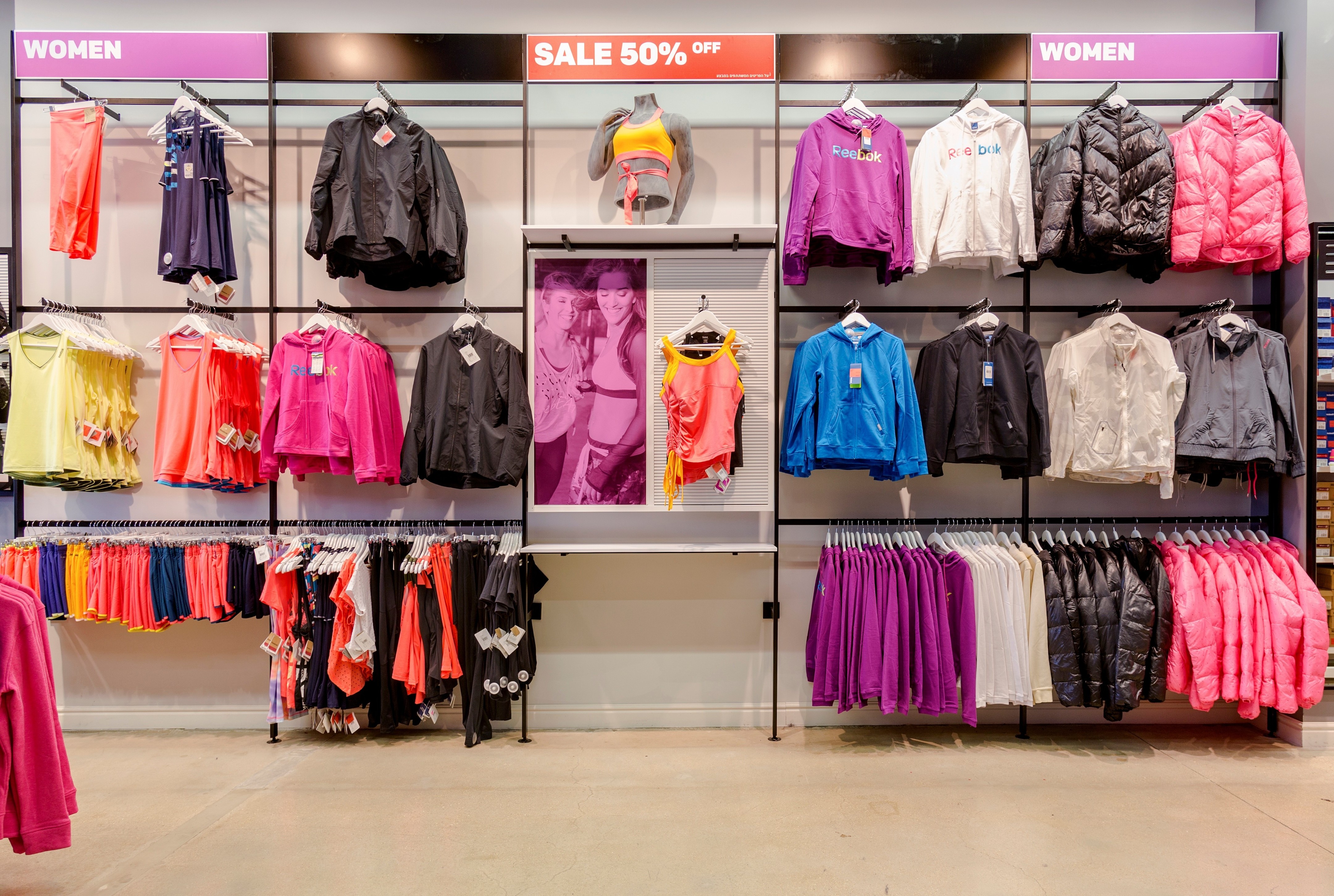 2014 年完成的 REEBOK 以色列购物中心室内设计案例-6