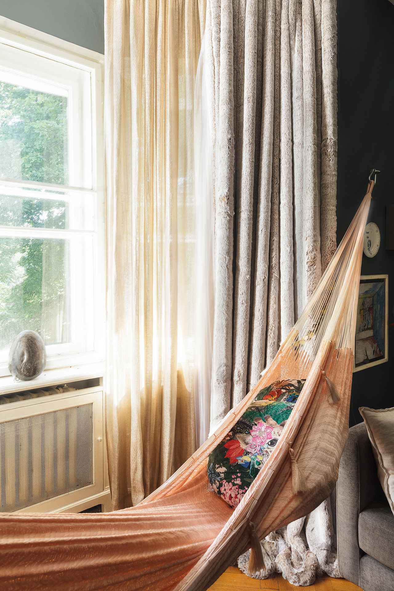 2015 年完成的《爱丽丝梦游仙境》独栋住宅室内设计案例-1