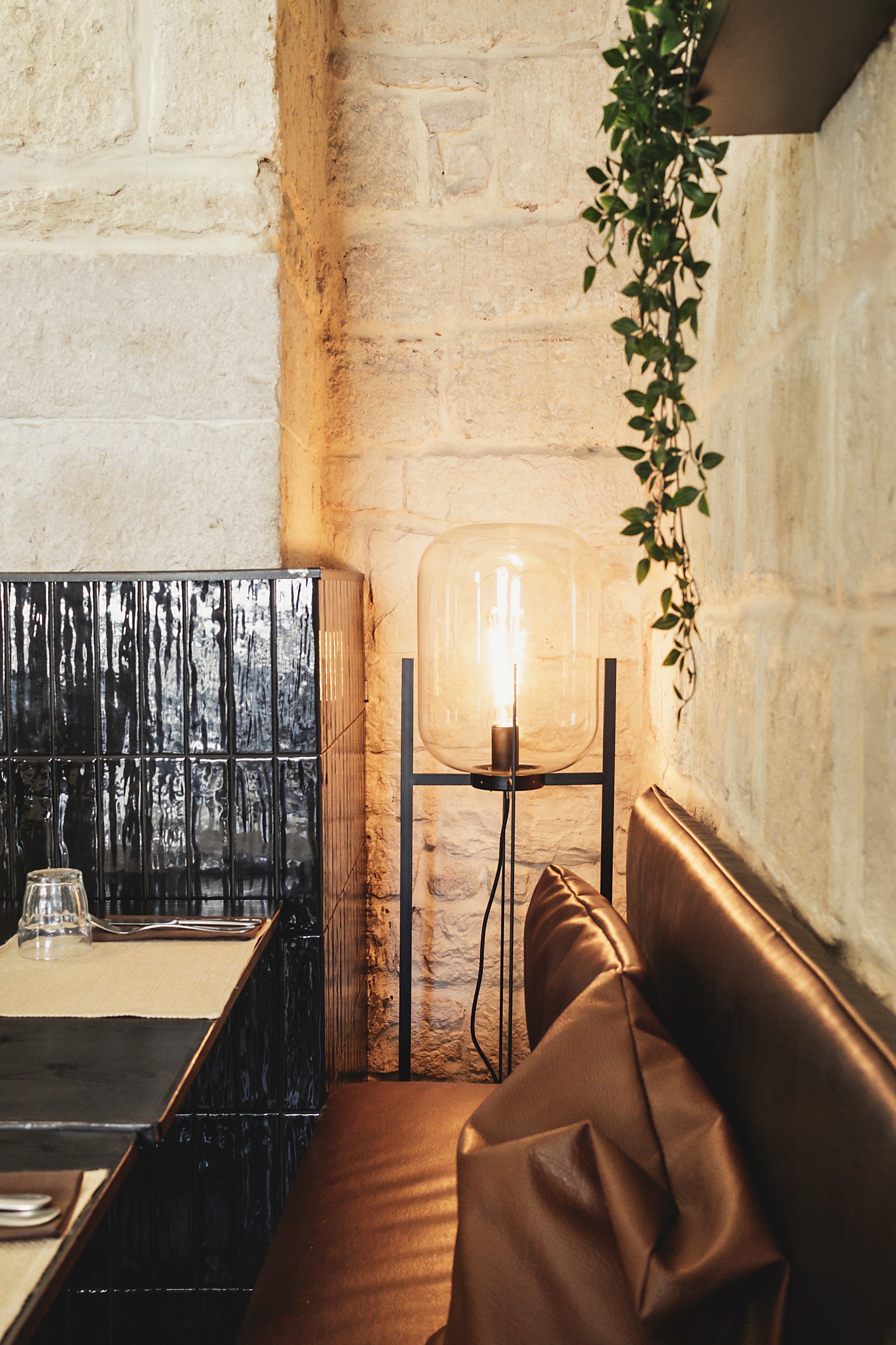 2017 年完成的 SAVI' la creperia 餐厅室内设计-0