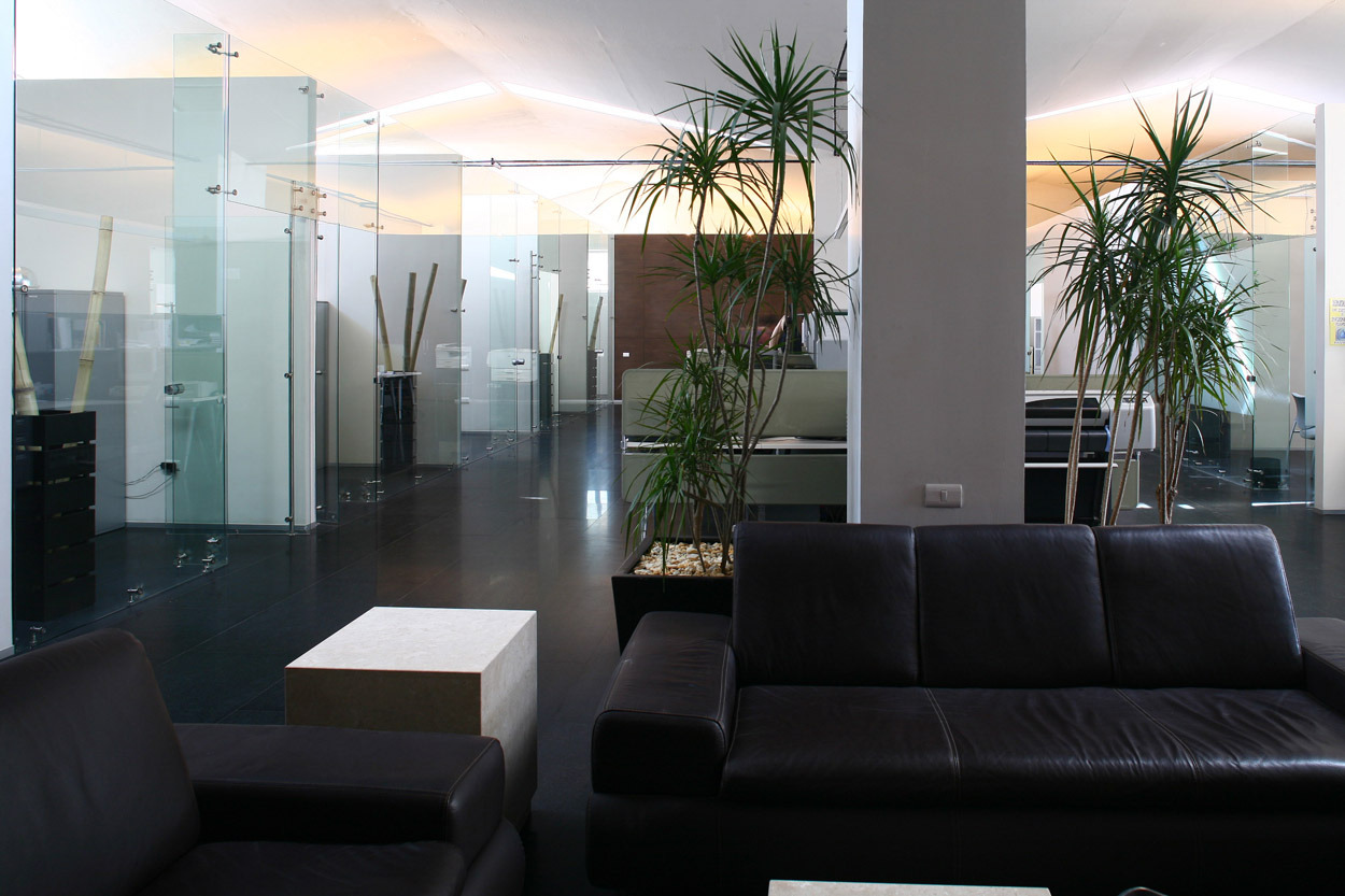 墨西哥 Pavisa 办公大楼 | 现代简约的办公空间-7