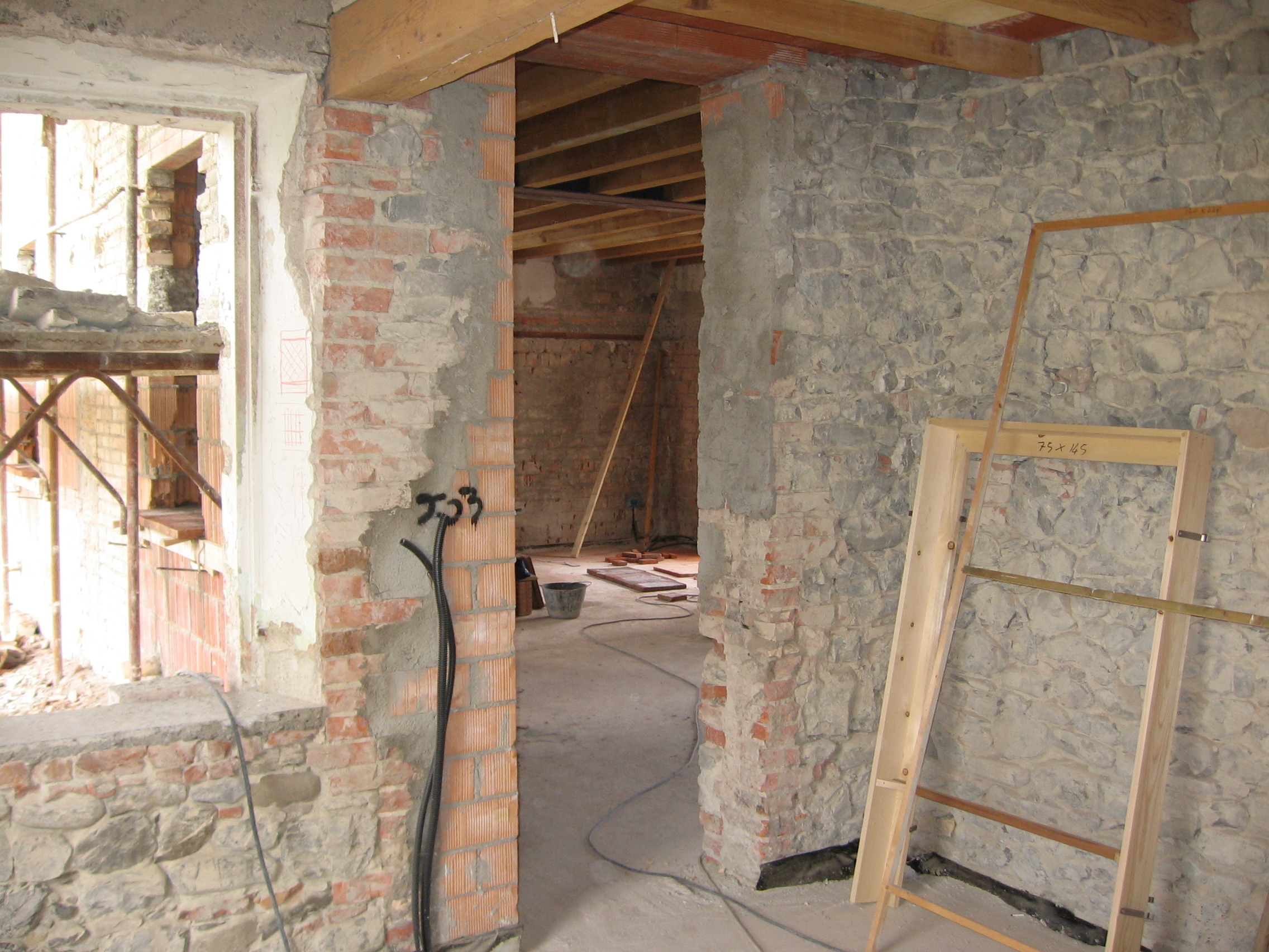 2000 年 Pedemontana 公寓修复 | 历史建筑的新生-32