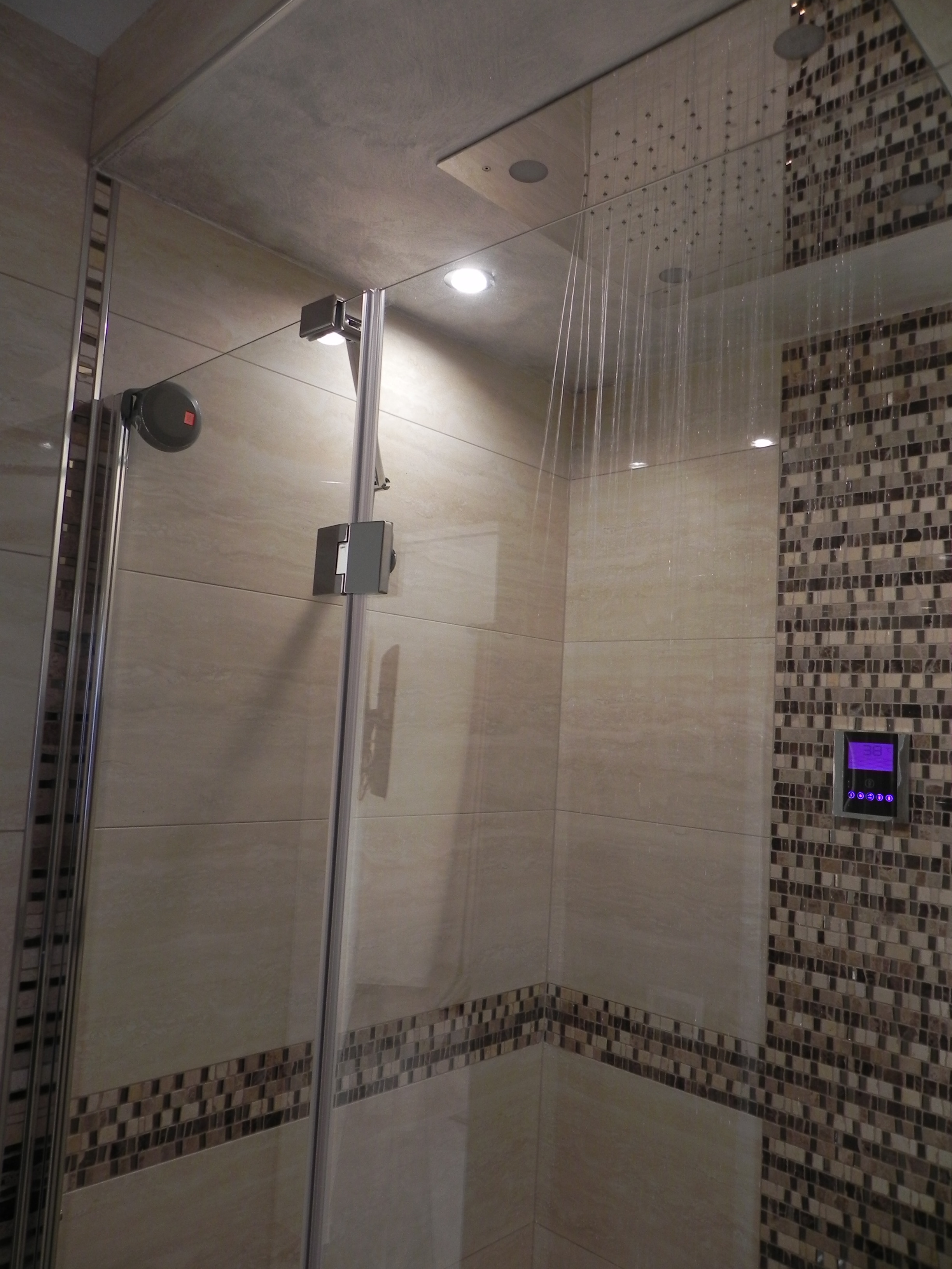 融合传统与现代的意大利木质别墅-13