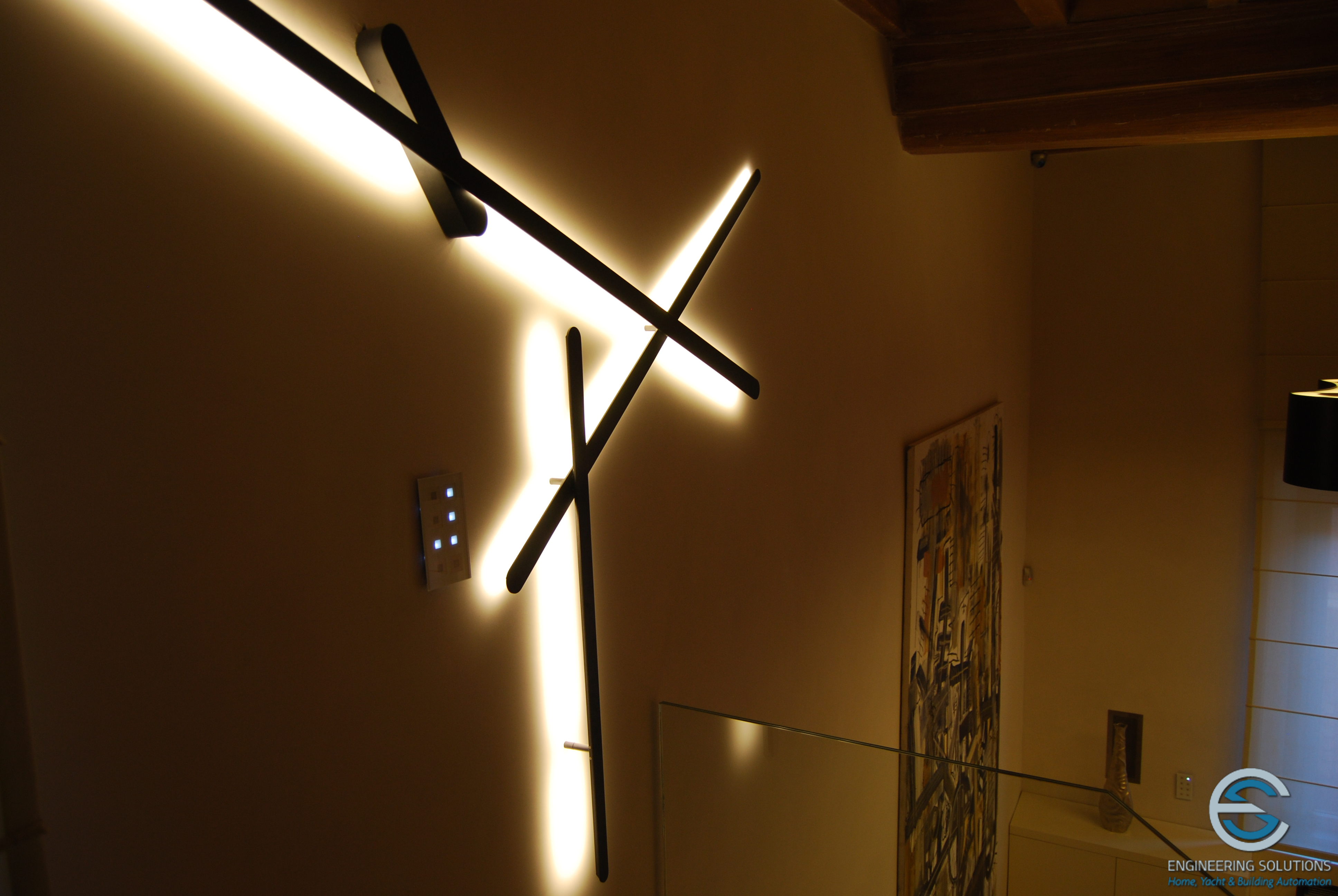 罗马历史建筑中的现代科技家居-24